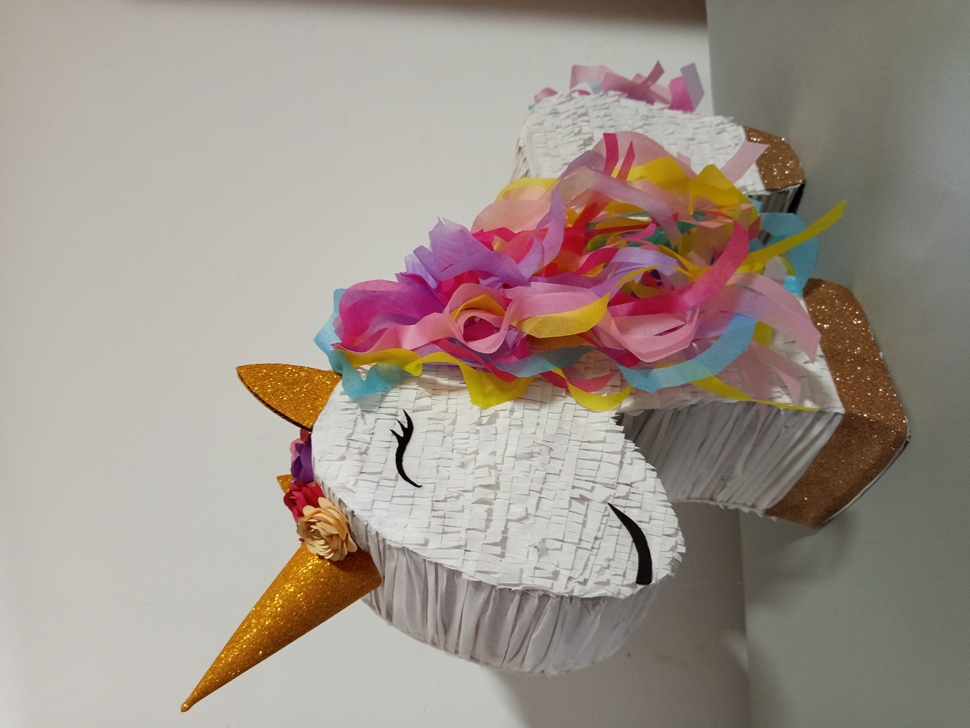 Piñata de unicornio 3D