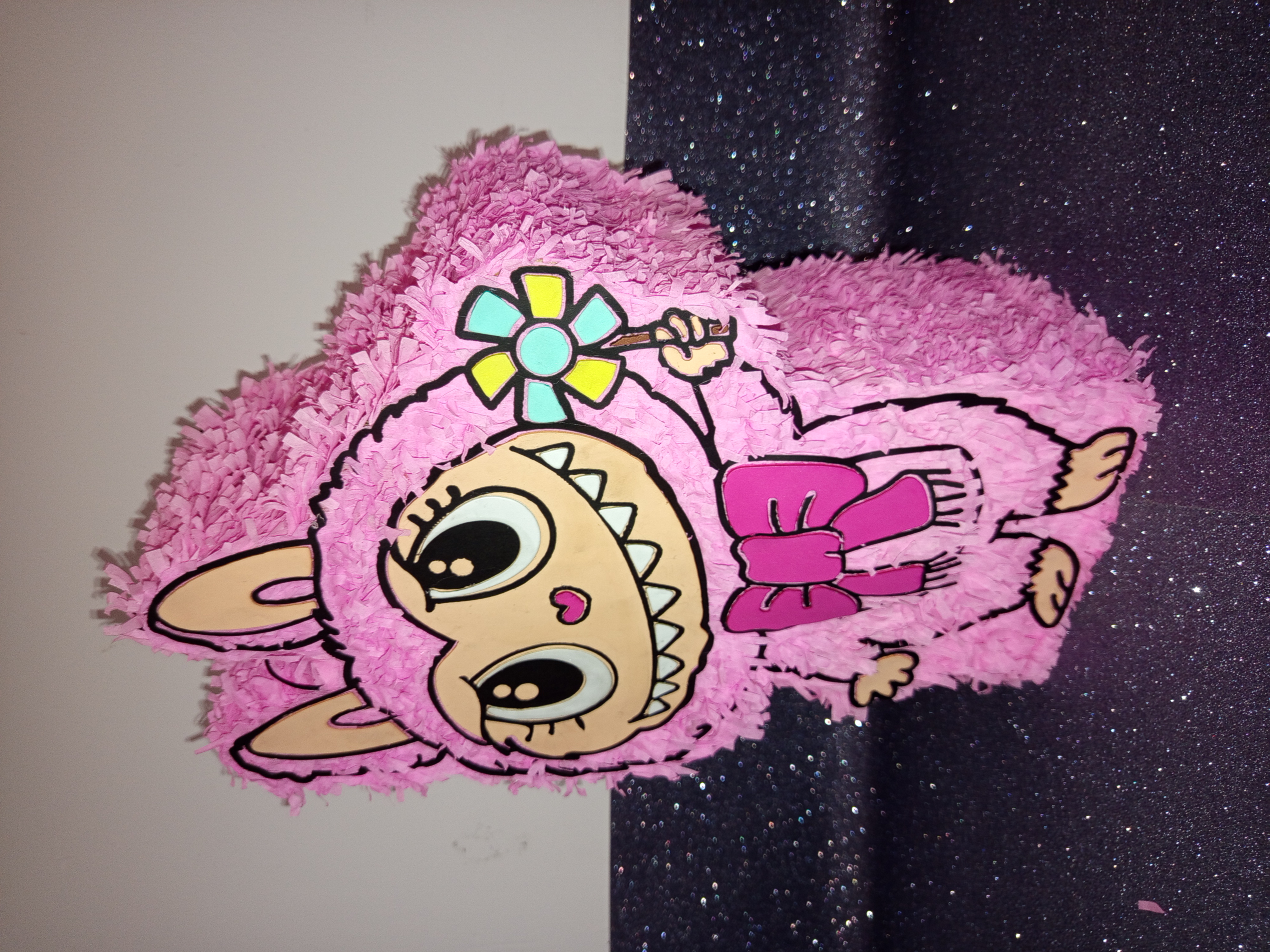 Piñata de Labubu rosa 50cm