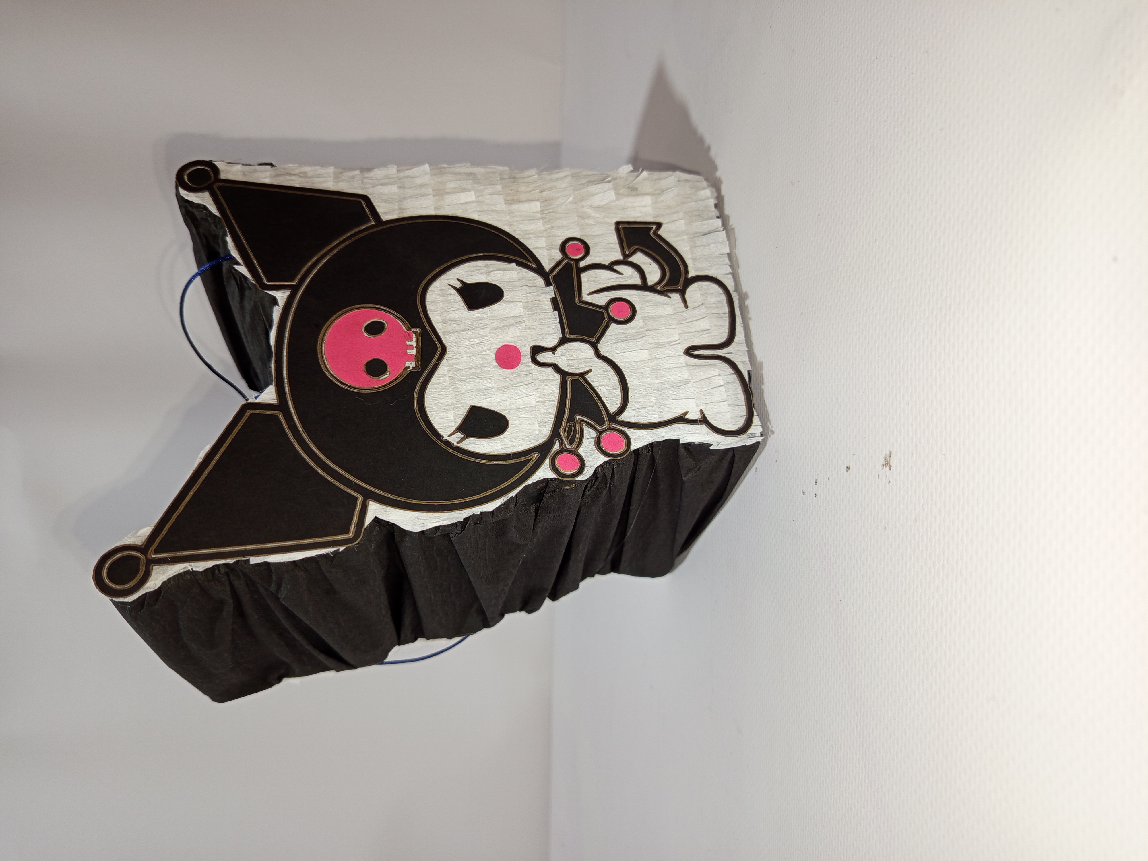 Mini Piñata de Kuromi