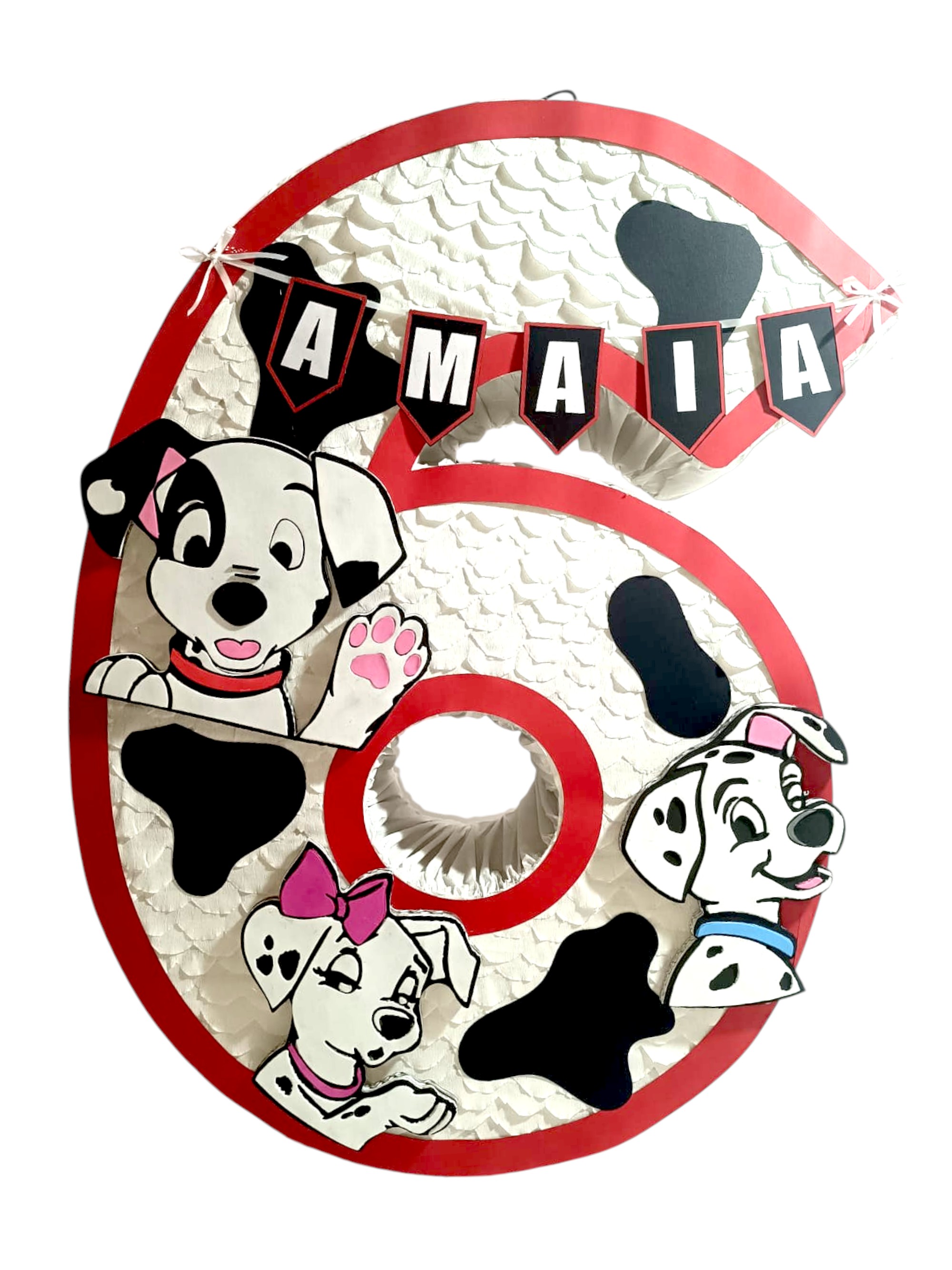 Piñata de número seis con temática de 101 dálmatas