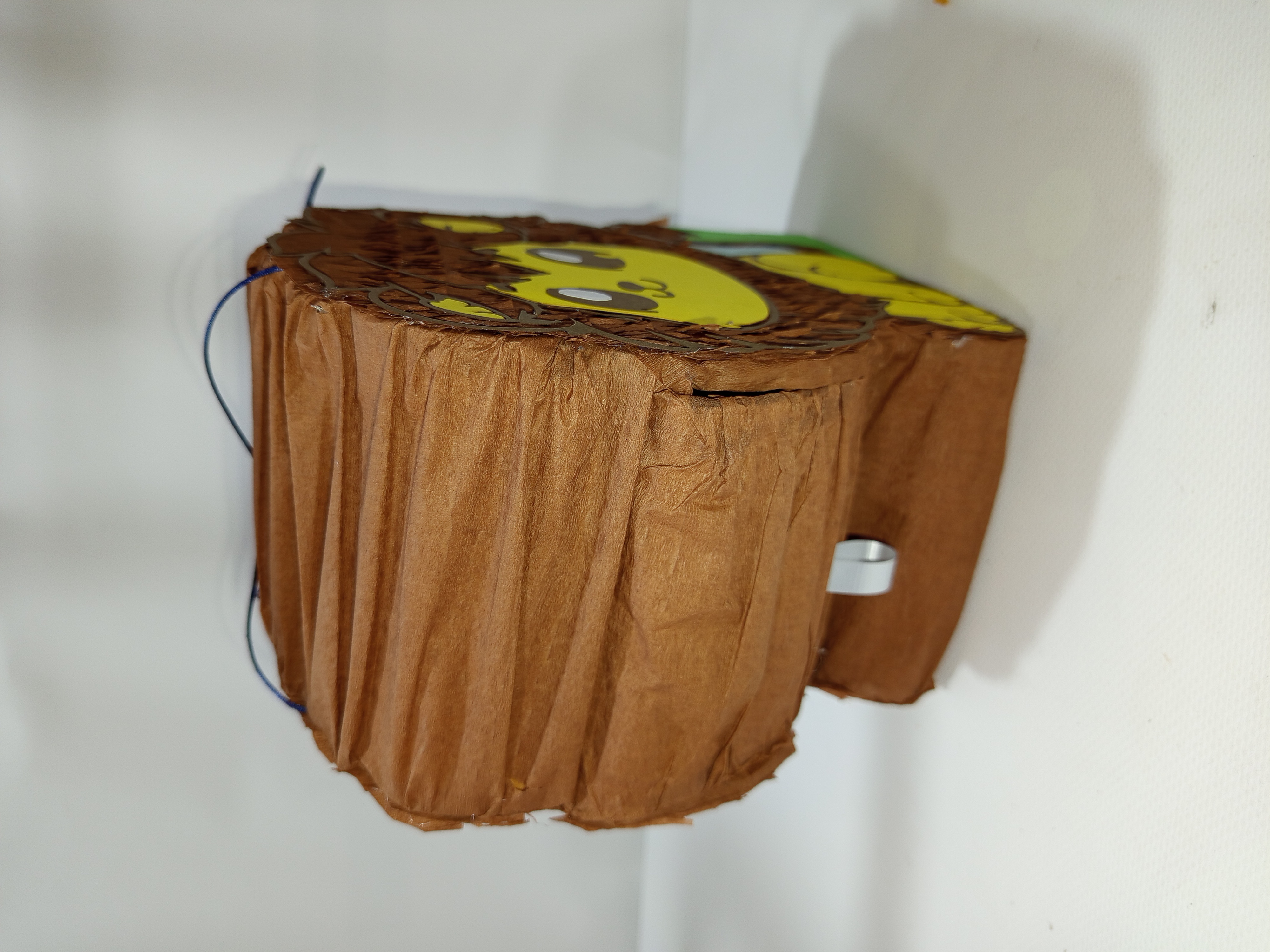 Mini Piñata Leonsito 