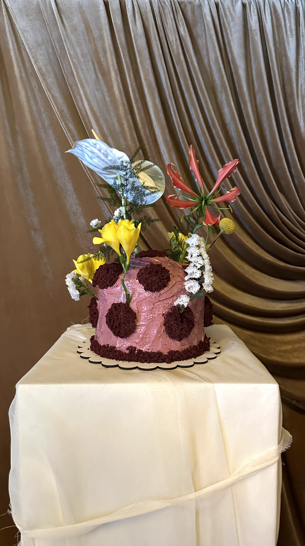 Floral Cake with Edible Moss (Fluffy Dots)