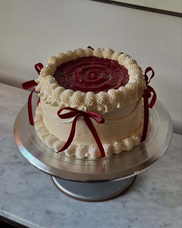 🎀 Cake with Bows 