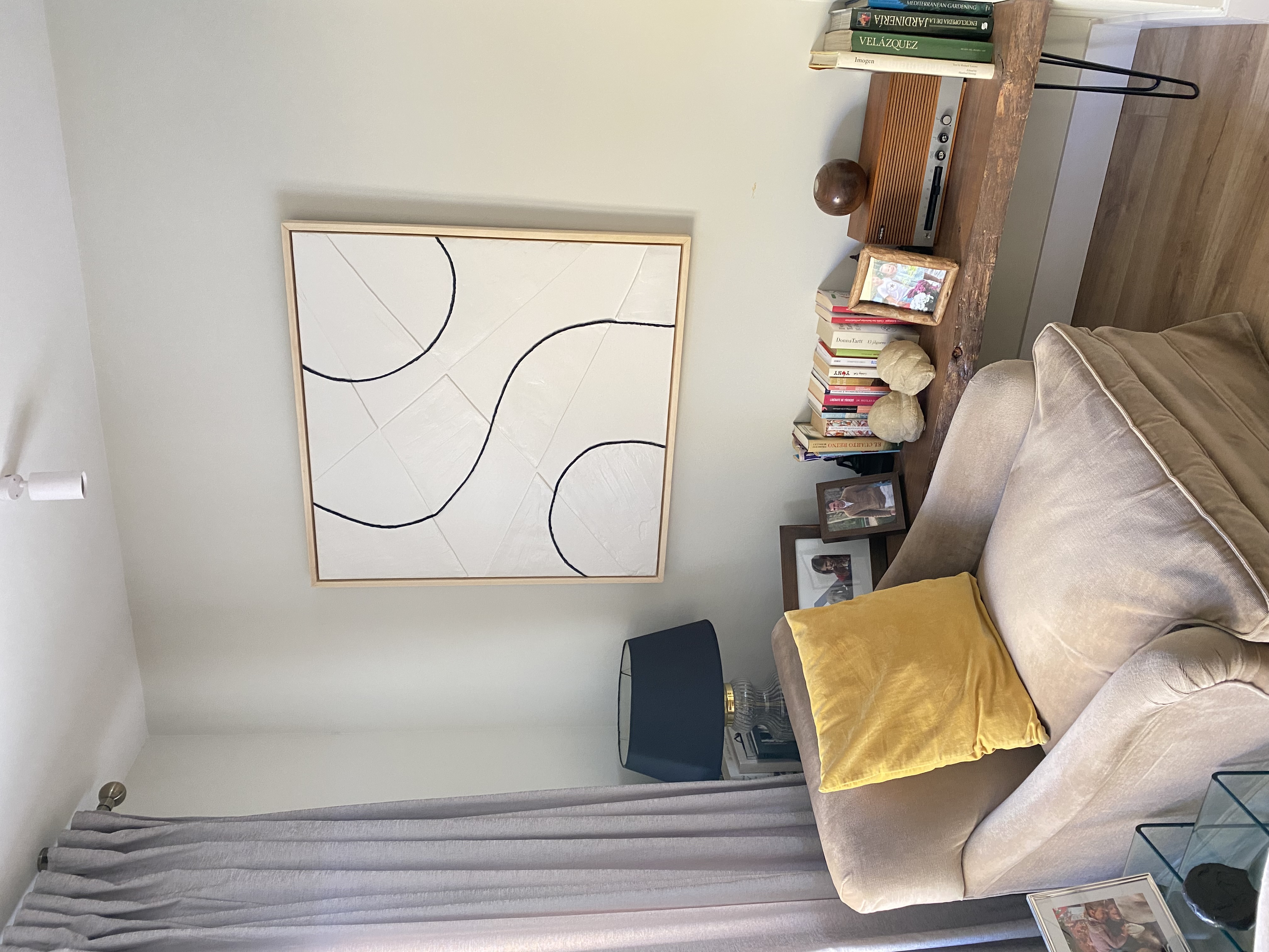 El 12 en blanco lino y azul