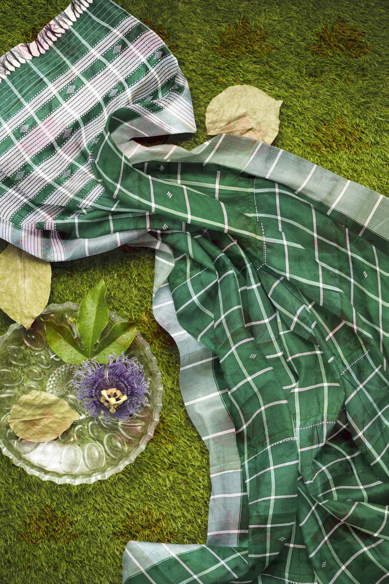 Green Checkered Santhal Lumang Fhuta Saree
