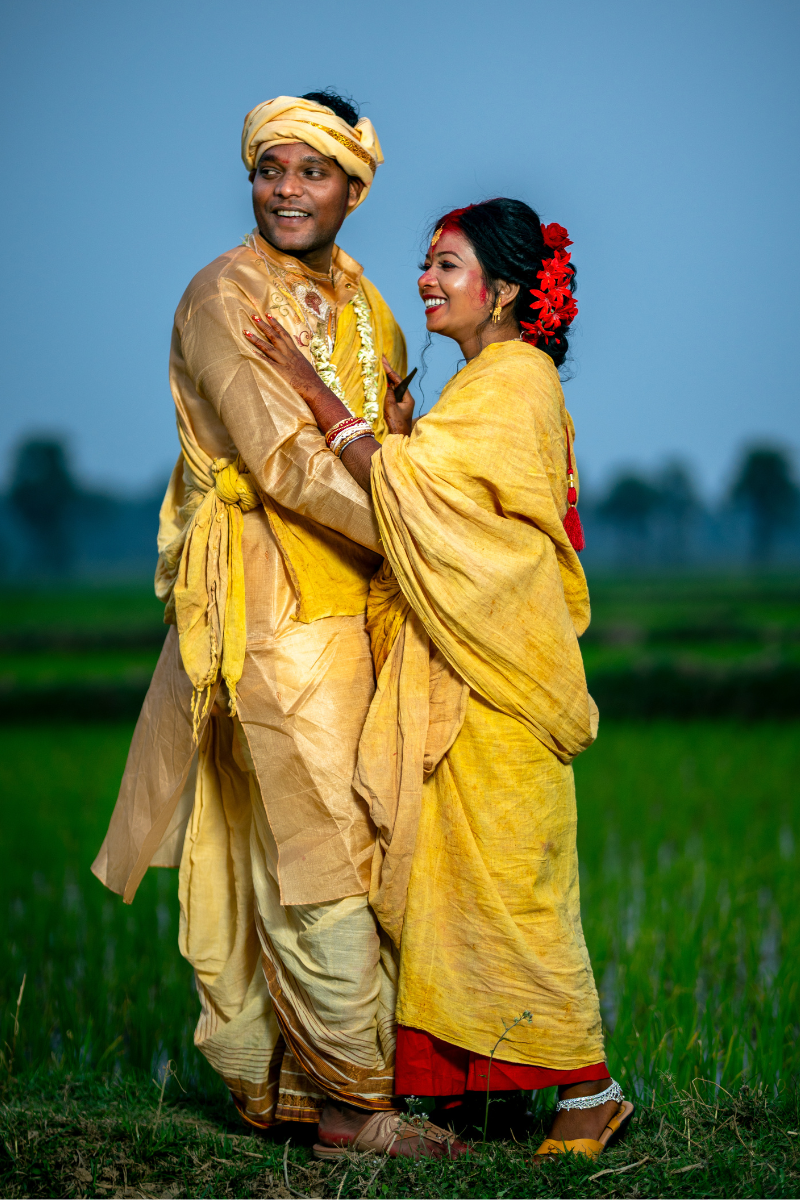 Graceful Sindur Saree & Kacha Wedding Wear: Perfect for Bride & Groom
