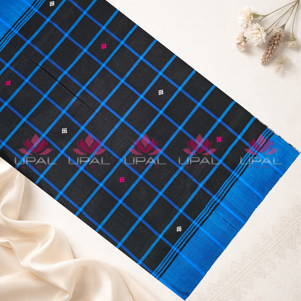 Traditional Lumang Fhuta Saree