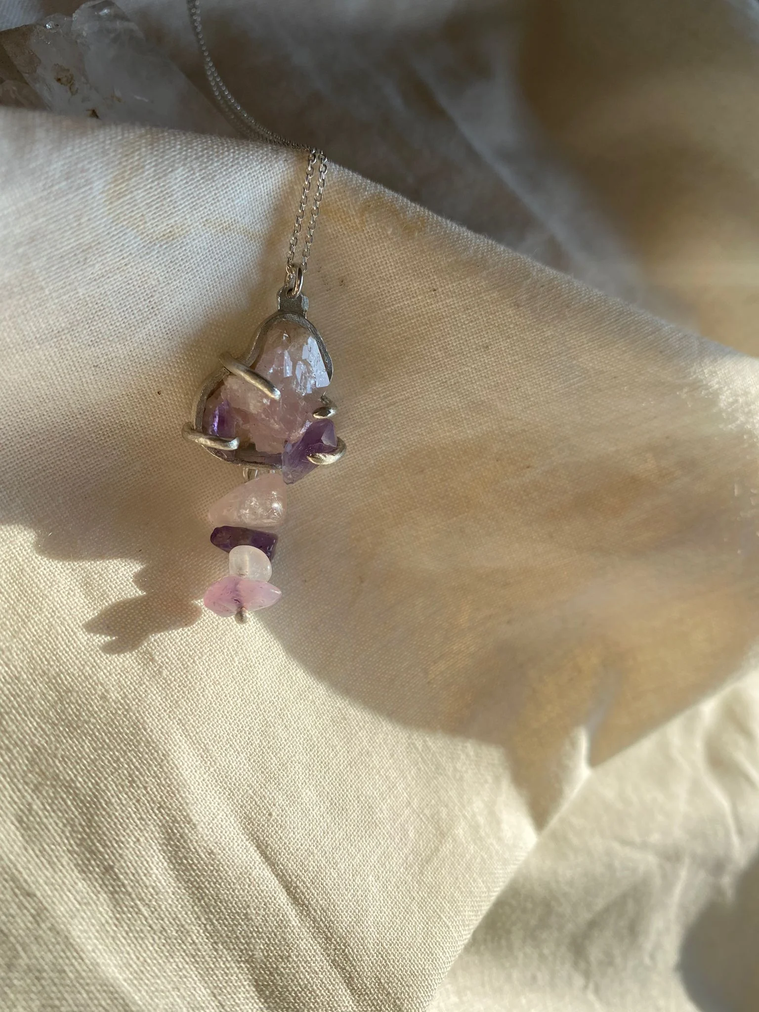 Colgante  Cuarzo Rosa  y Amatista