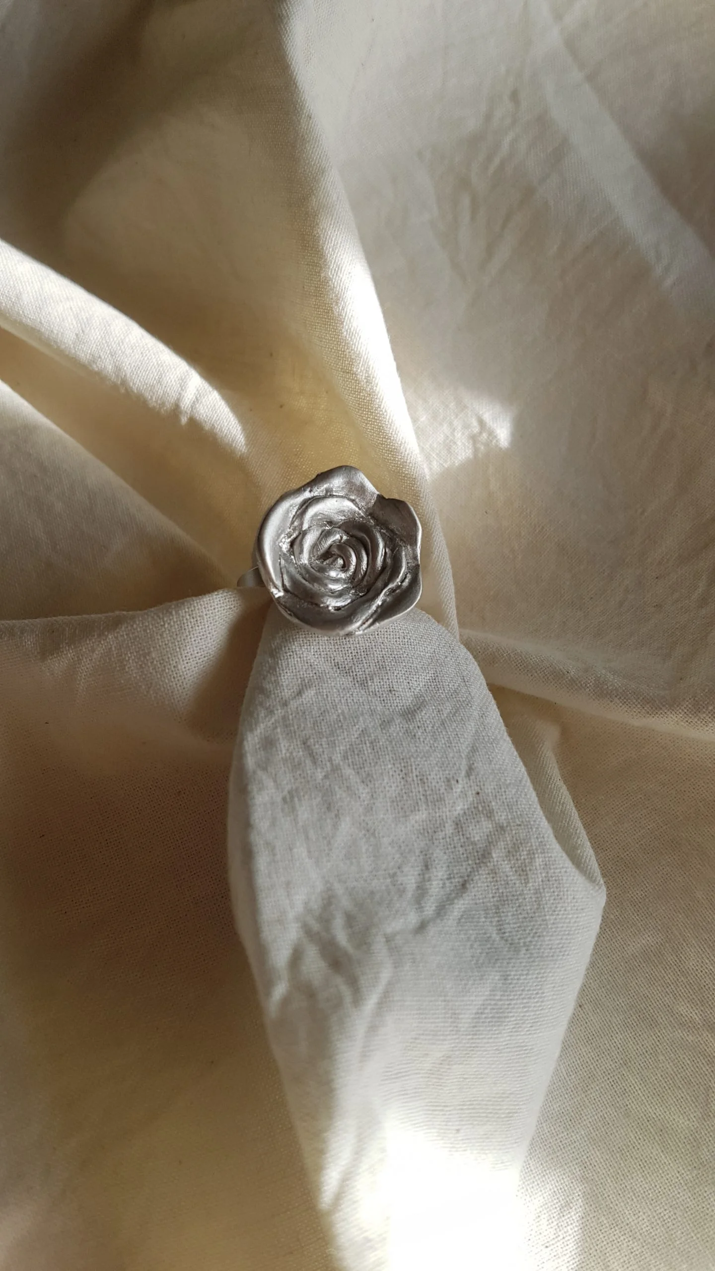 Anillo Rosa grande R2