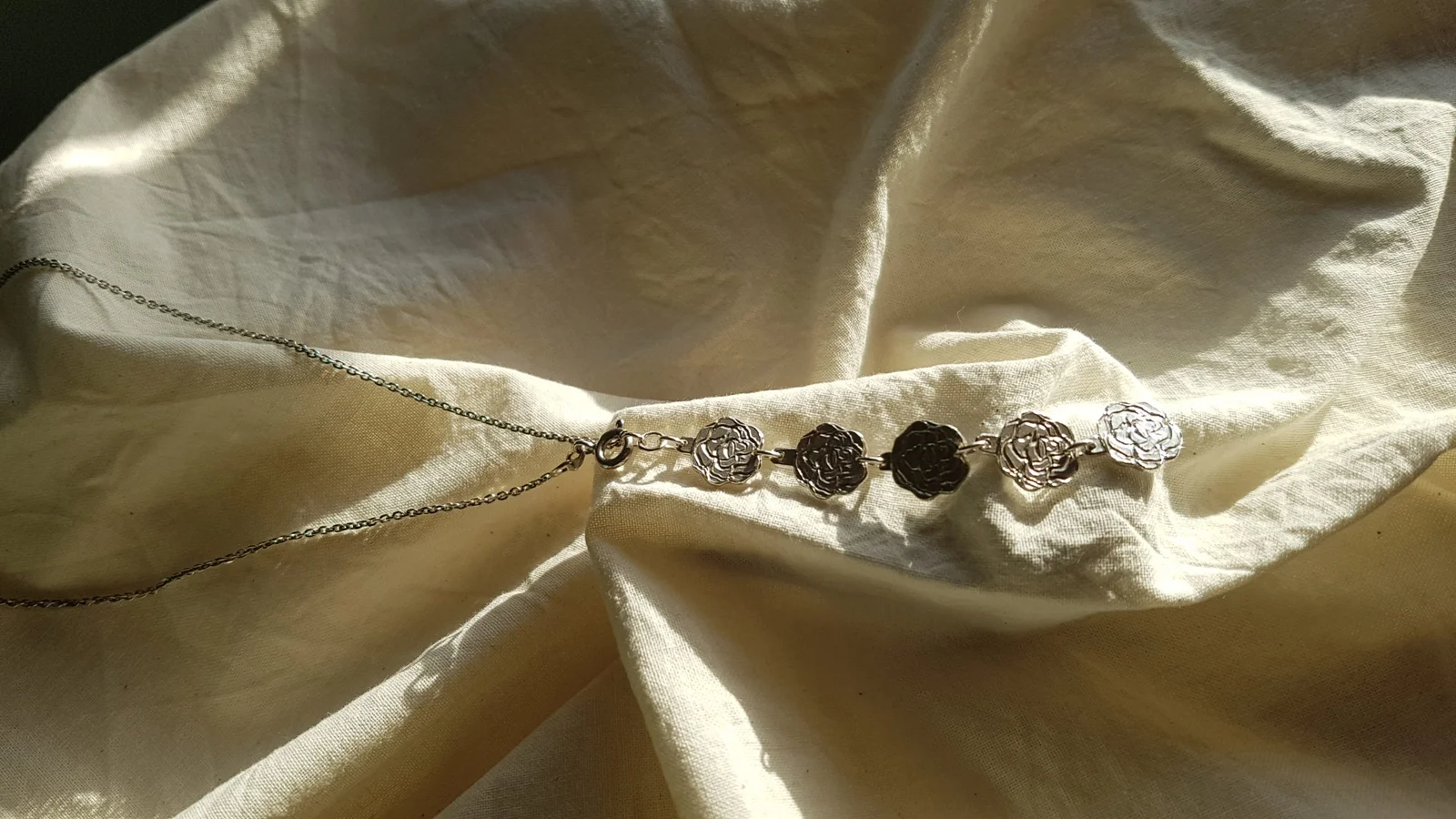 Cadena con colgante modular rosa R3