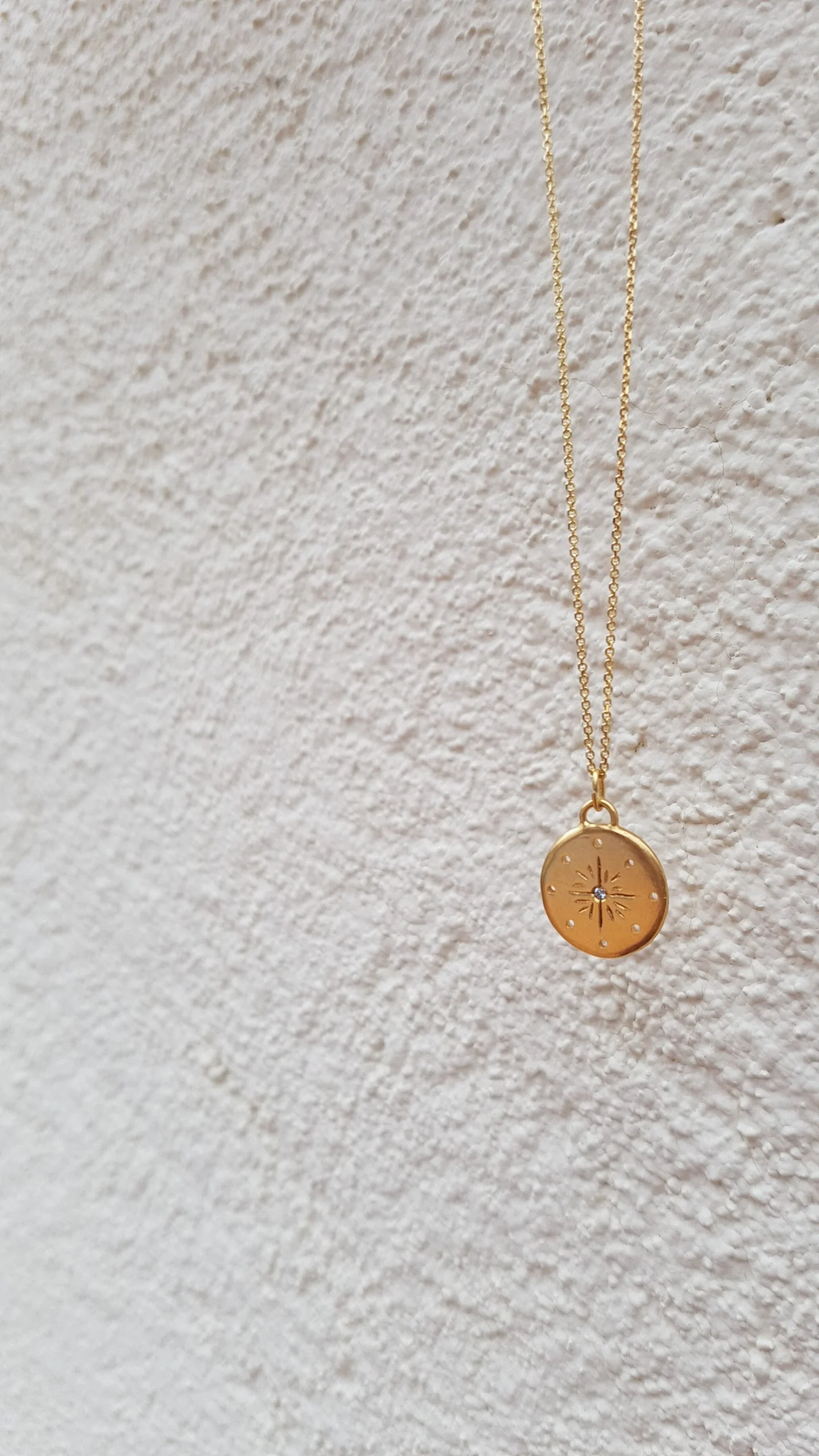 Colgante bañado en Oro codigo estrella con diamante