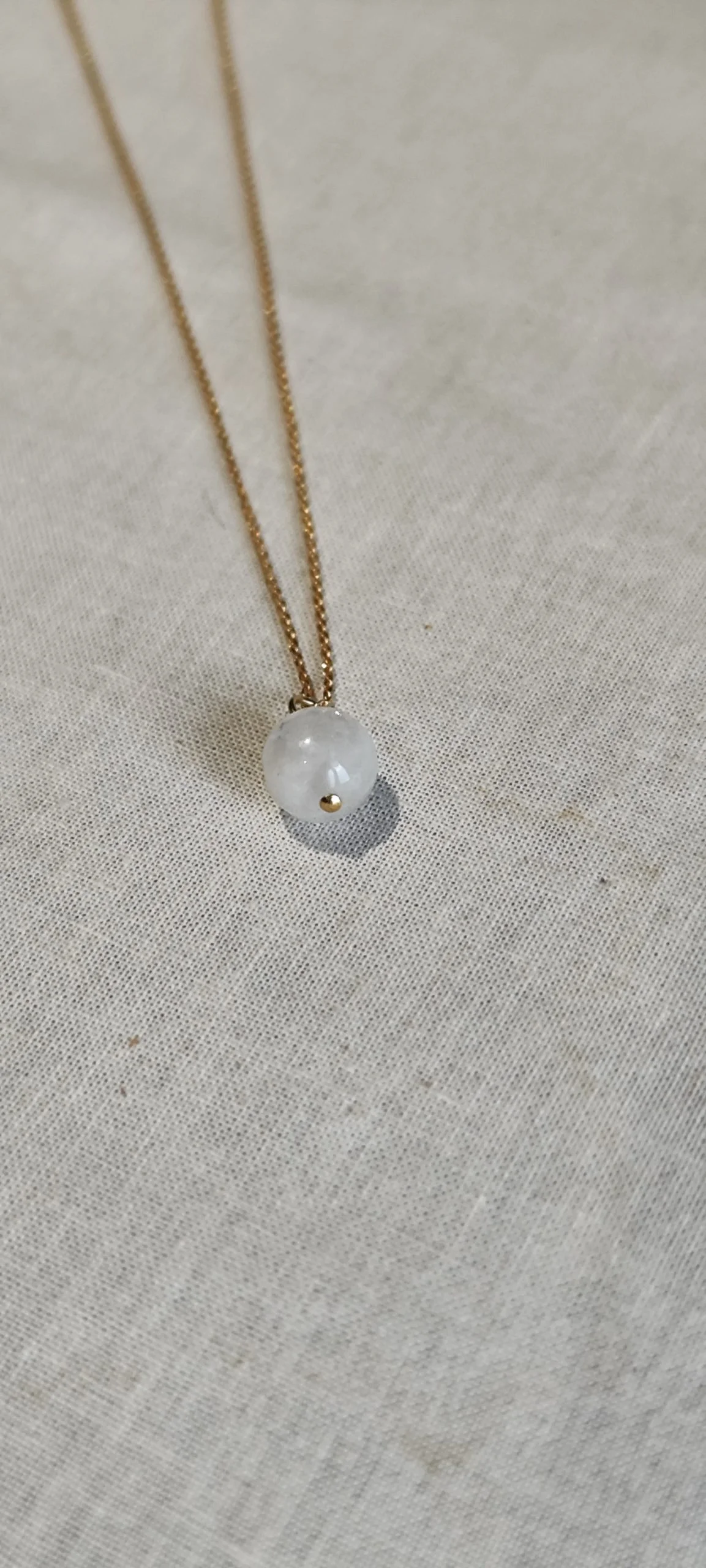 Colgante bola piedra luna