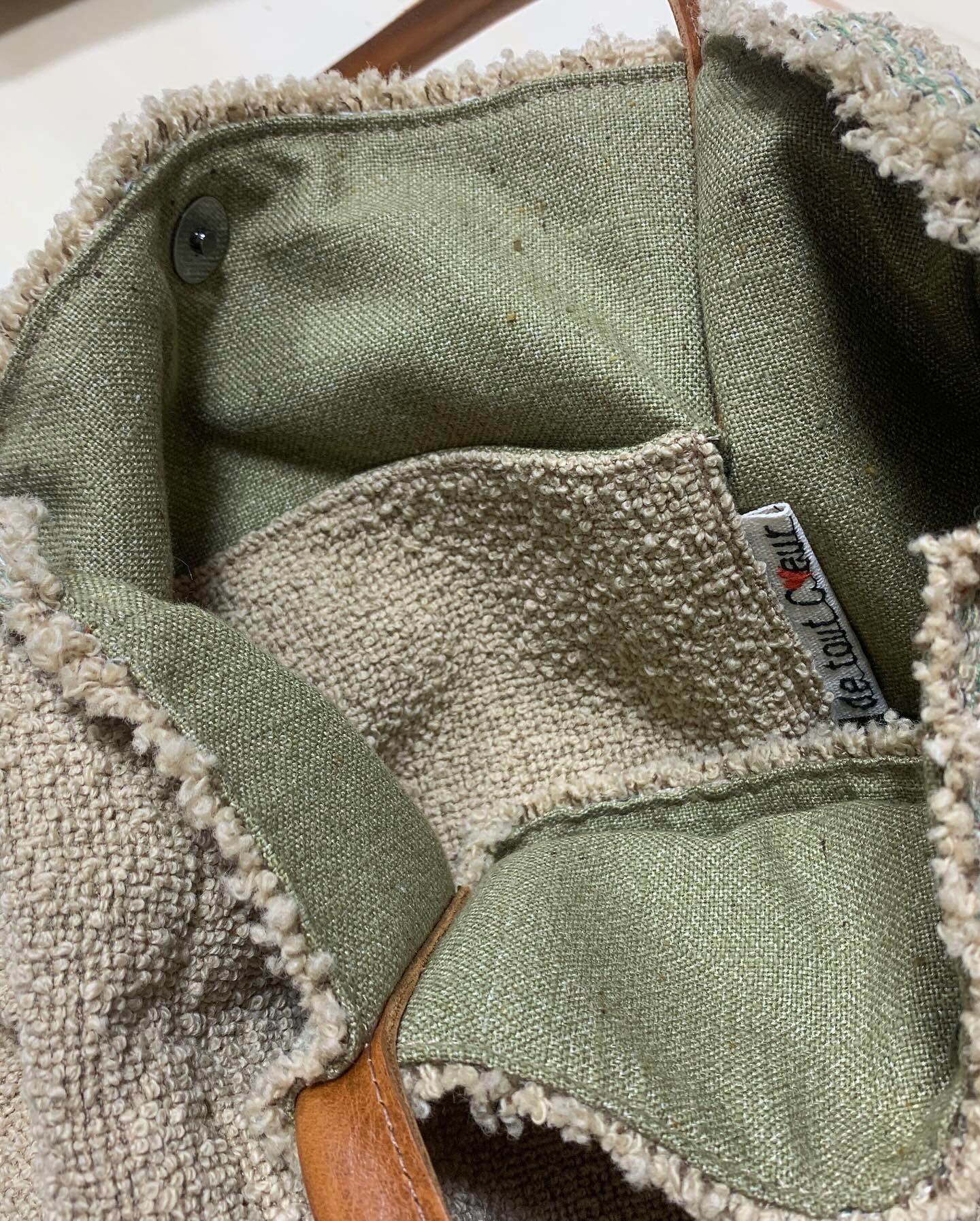 Grand cabas en tissu d'ameublement bouclé