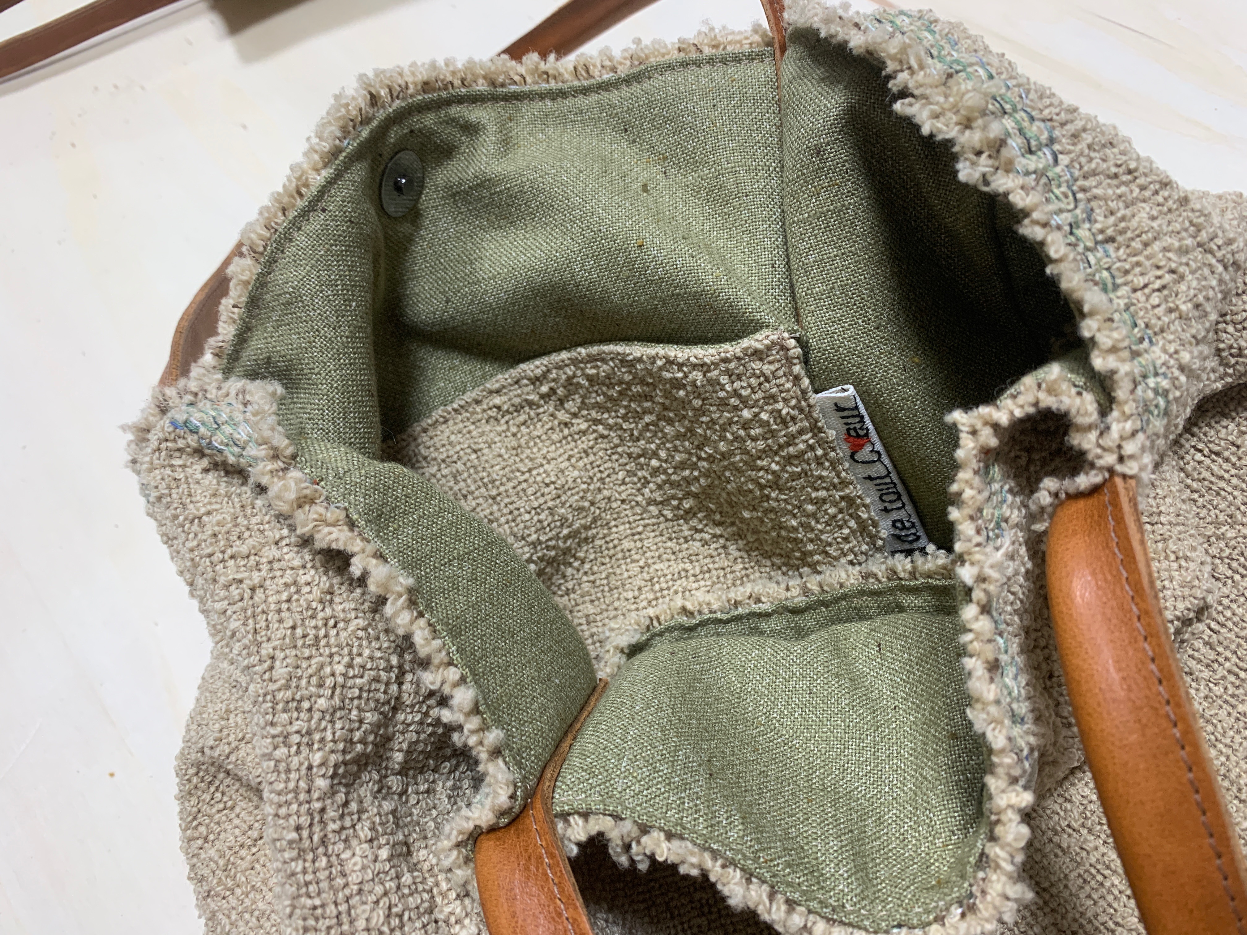 Grand cabas en tissu d'ameublement bouclé