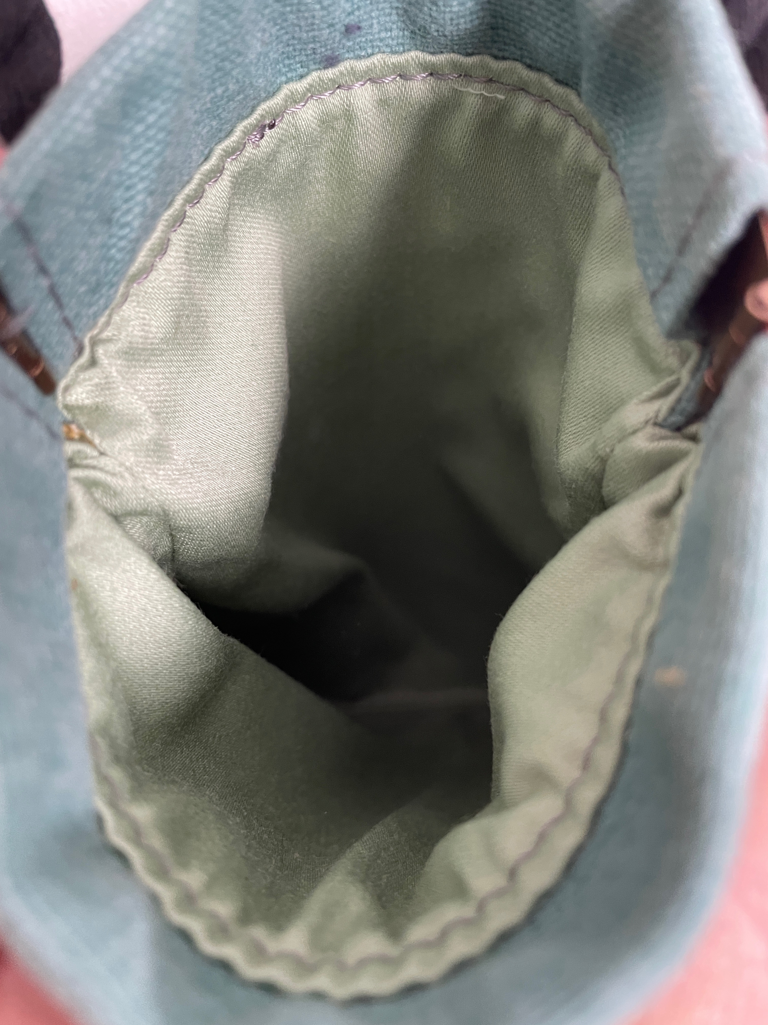 Pochette de téléphone clic-clac