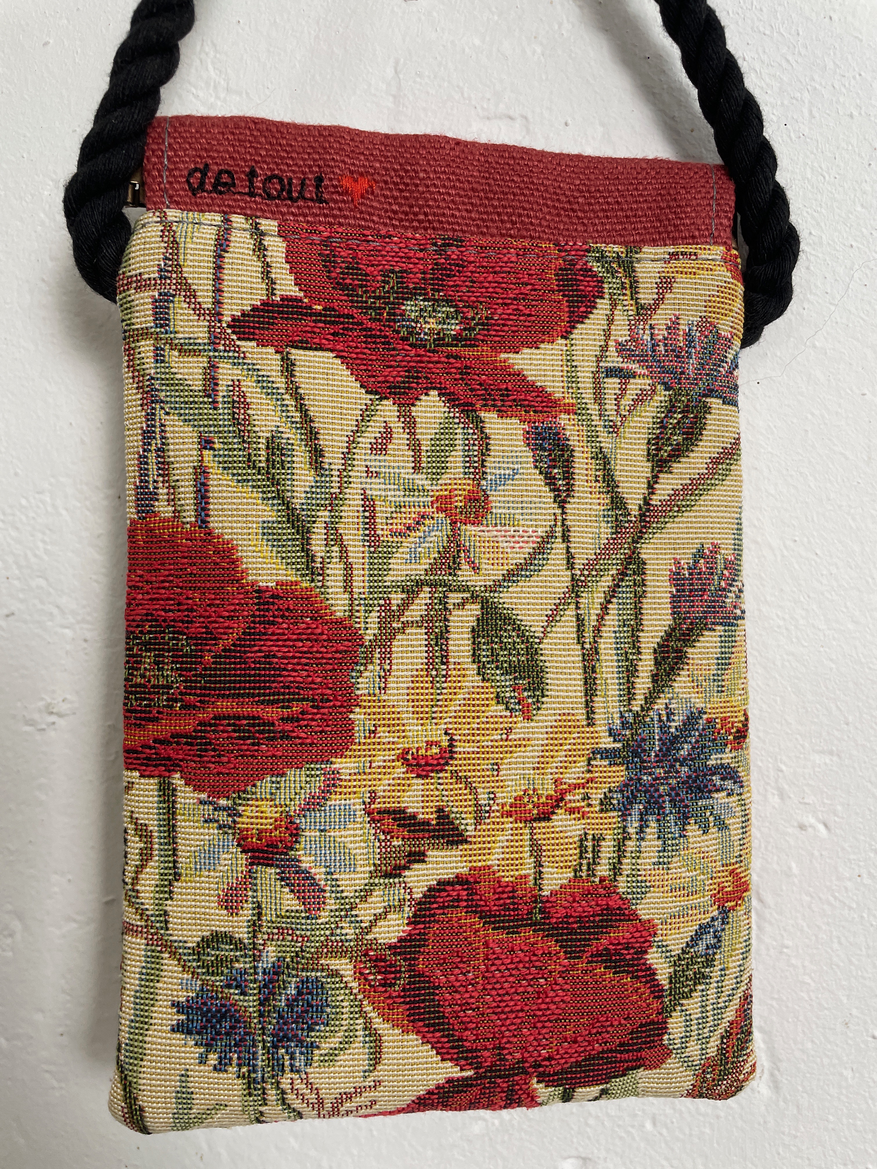 Pochette de téléphone clic-clac