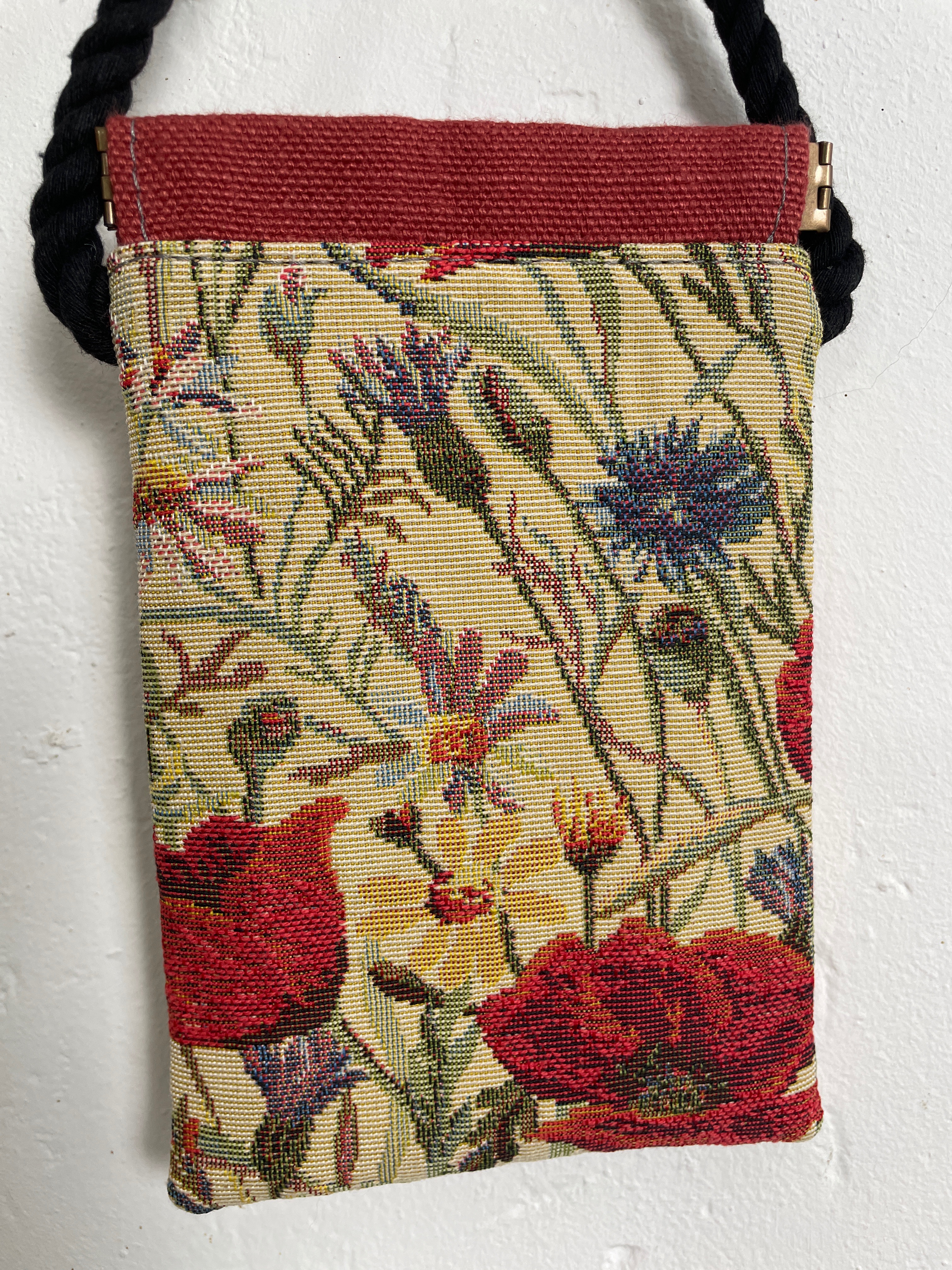 Pochette de téléphone clic-clac