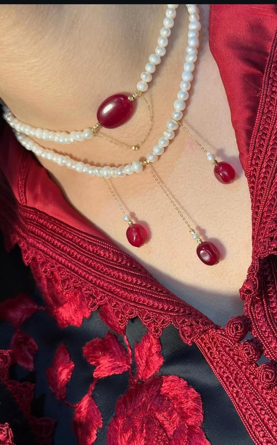 Chaîne en Double Luxe – Or 18k, Perle de Culture, Grenat & Rubis