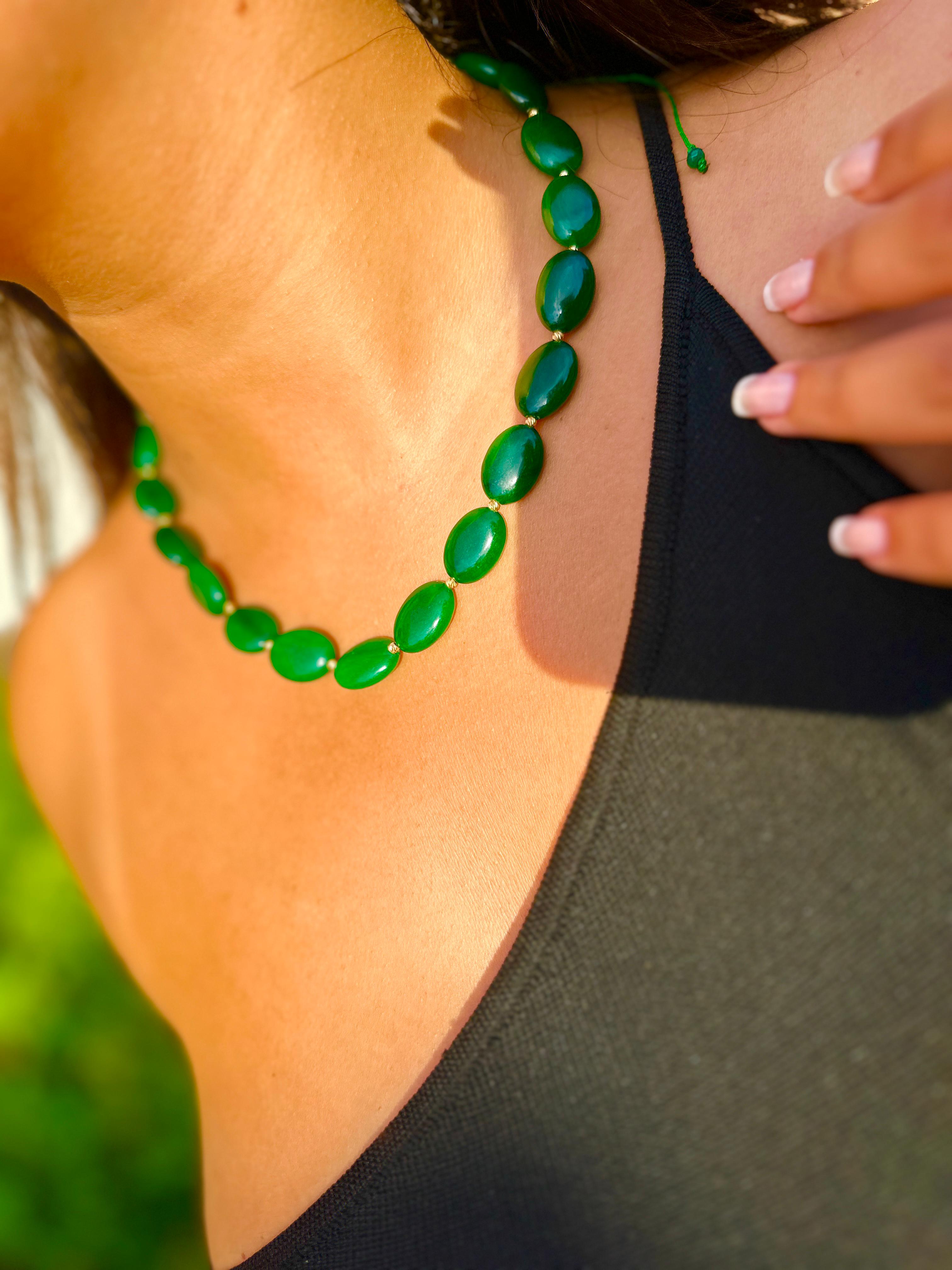 Collier Élégance Intemporelle – Émeraude & Or 18K