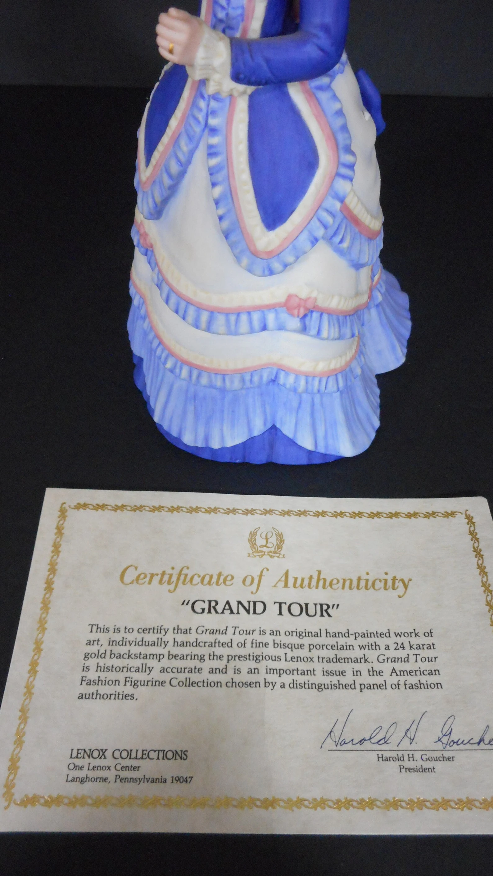 Grand Tour American Fashion Collection Fine Porcelain Sculptured Figurine LENOX