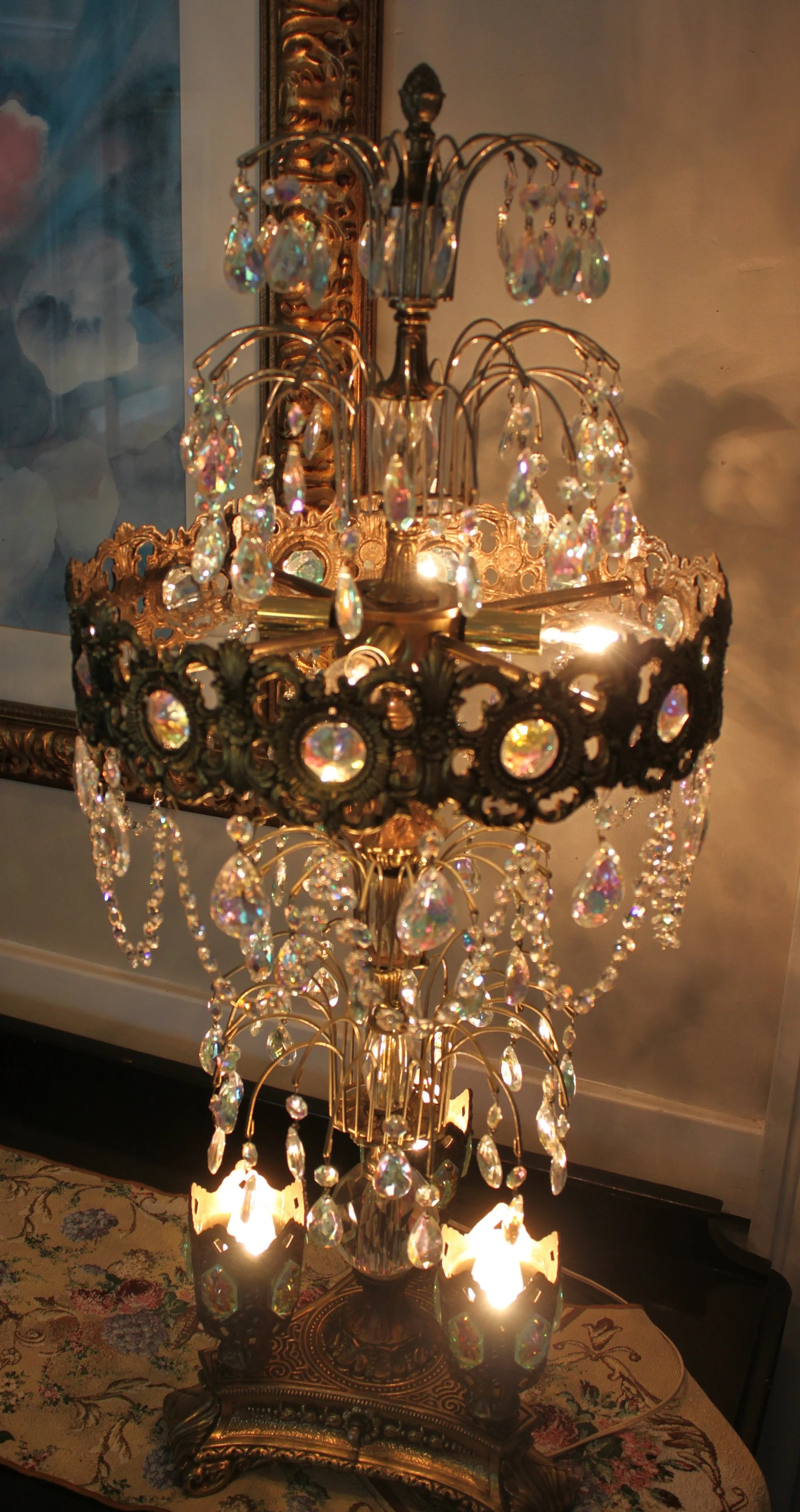Loevsky & Loevsky Hollywood Regency prims and bobeches filigree lamp CIRCA 1960s