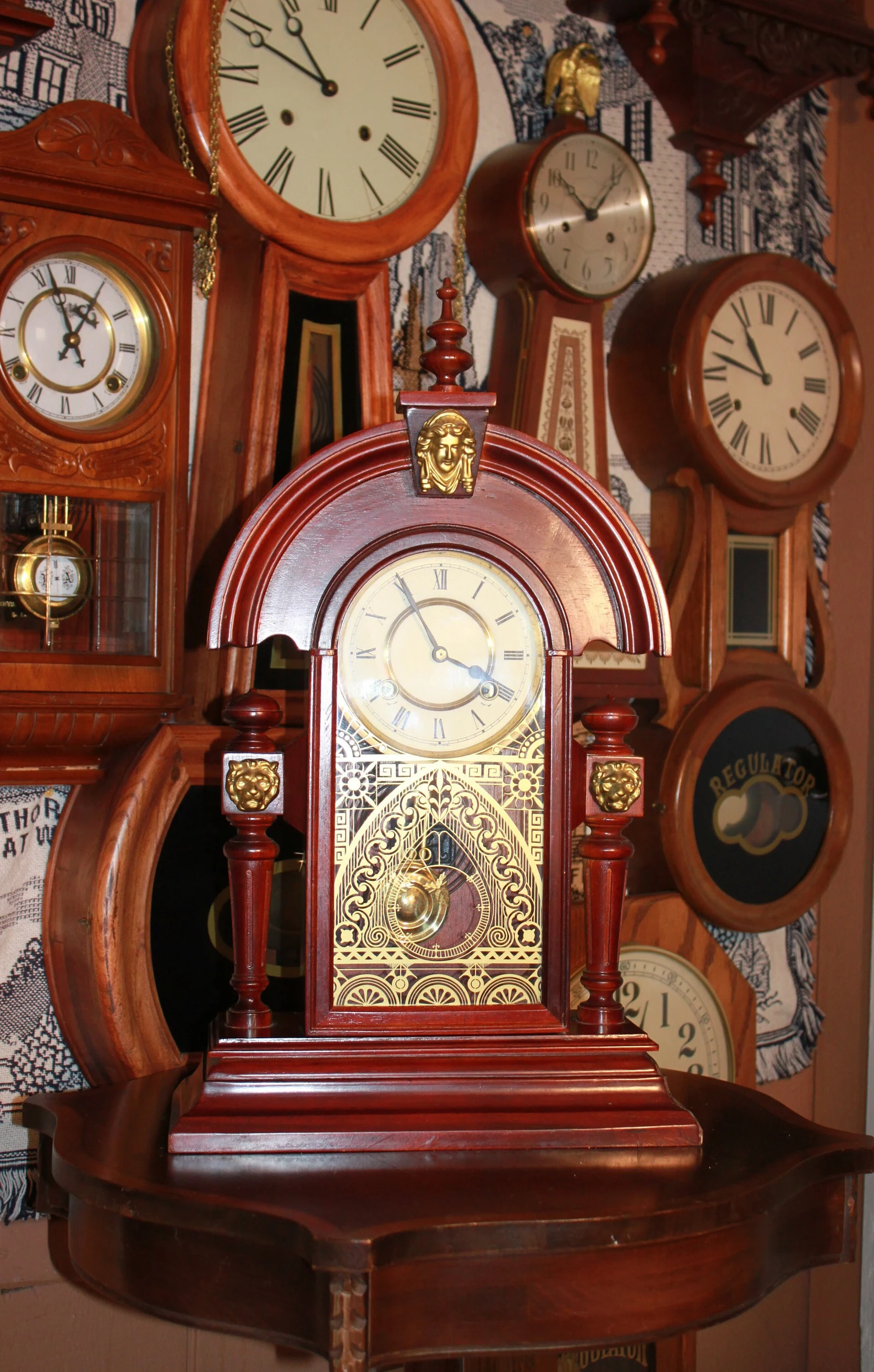 King model TAE YANG decorated glass door and pendulum clock