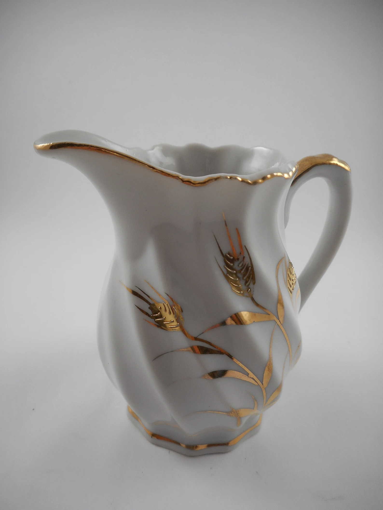 Delicate Creamer Wheat by LEFTON