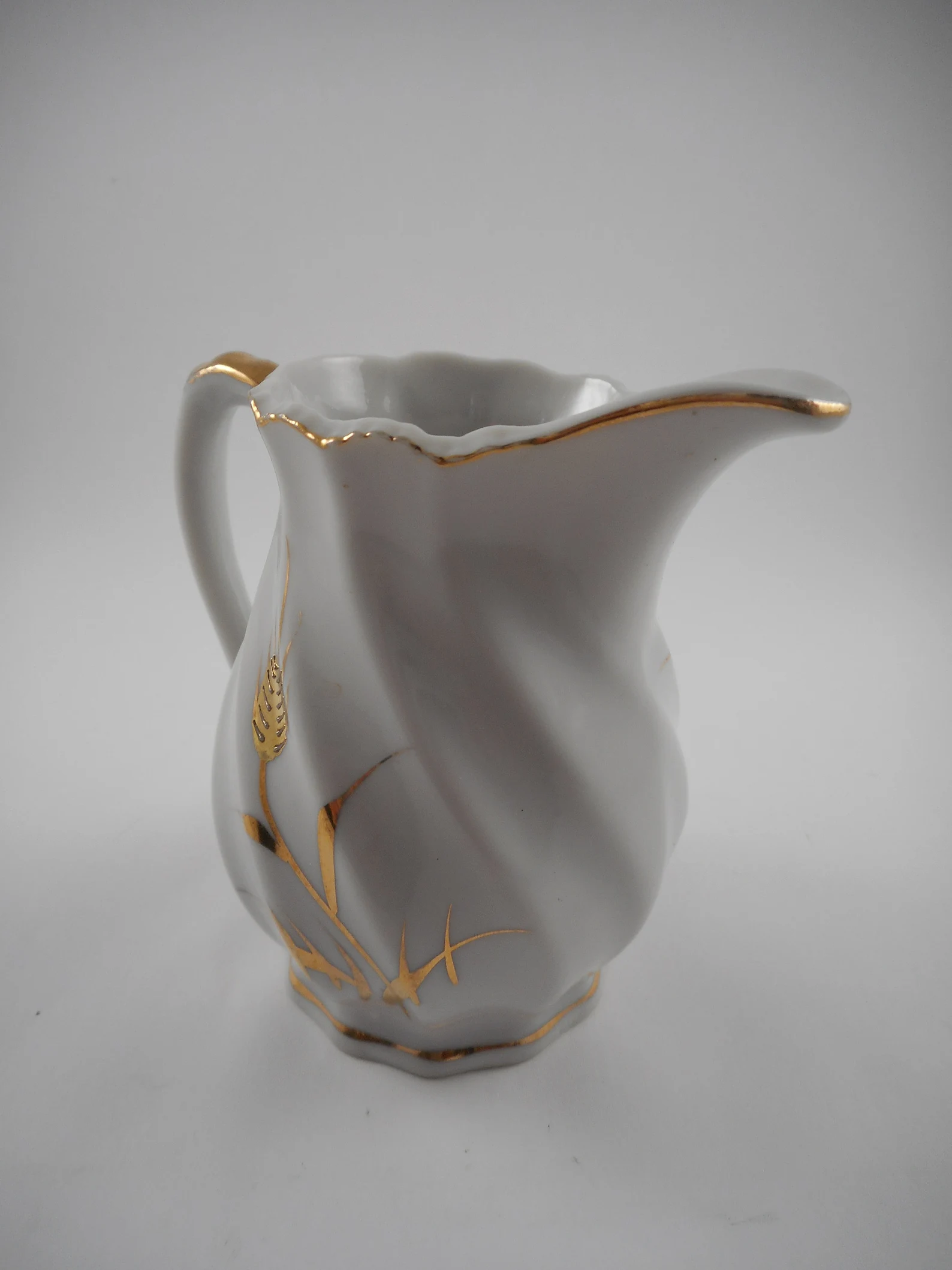 Delicate Creamer Wheat by LEFTON