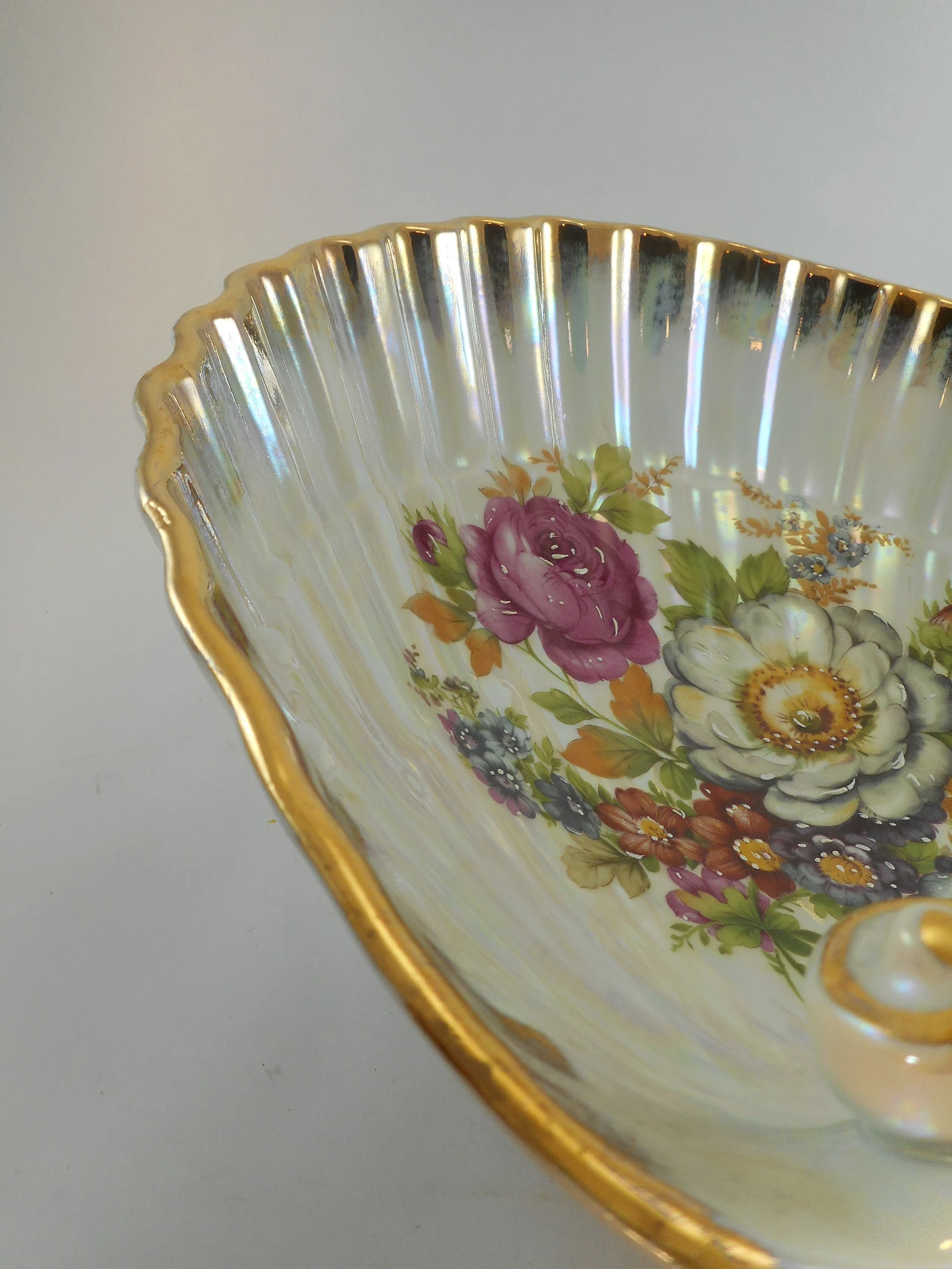 Portugal Porcelain shell shaped serving dish