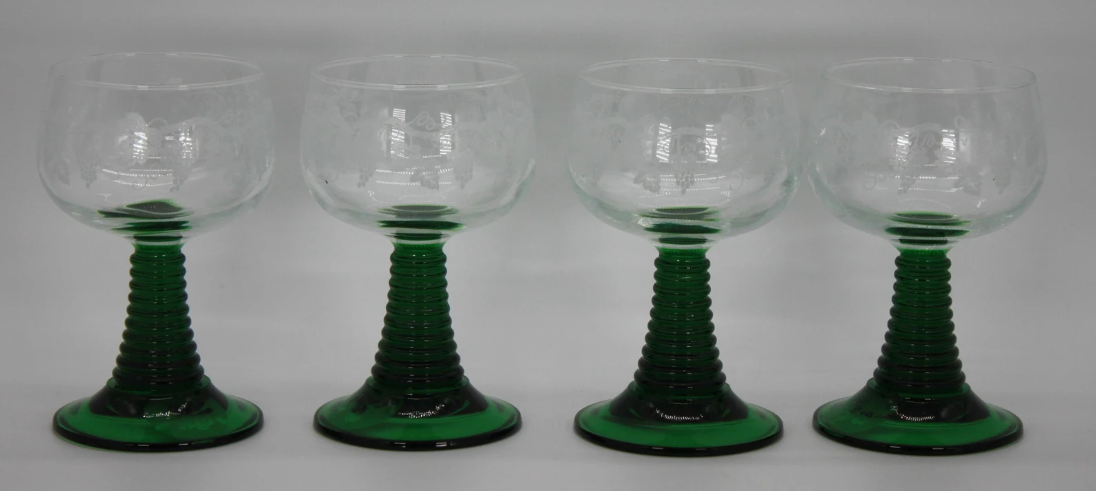 LUMINARC Goblet etched grapevine green ribbed stem 4 glasses CIRCA 1960s