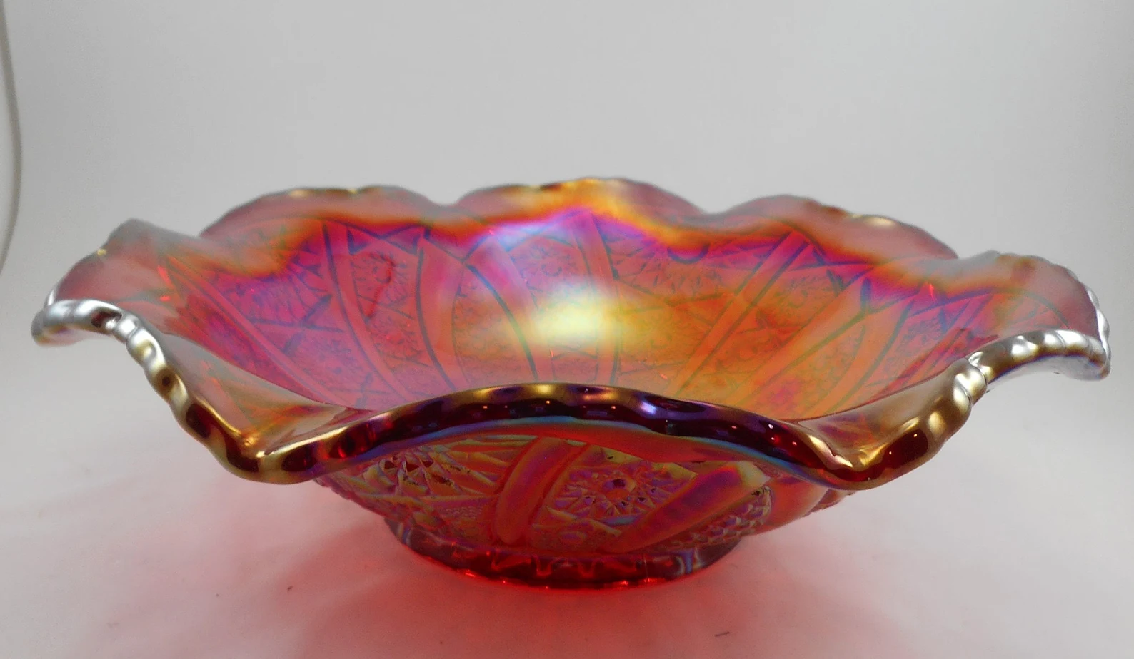 Carnival Glass Red iridescent Glass Bowl CIRCA 1940s