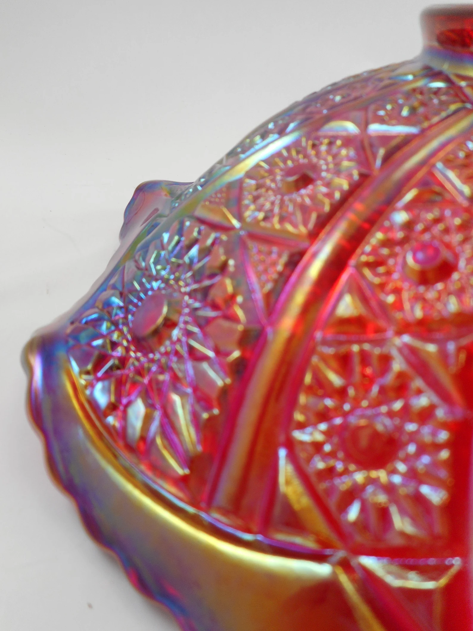 Carnival Glass Red iridescent Glass Bowl CIRCA 1940s