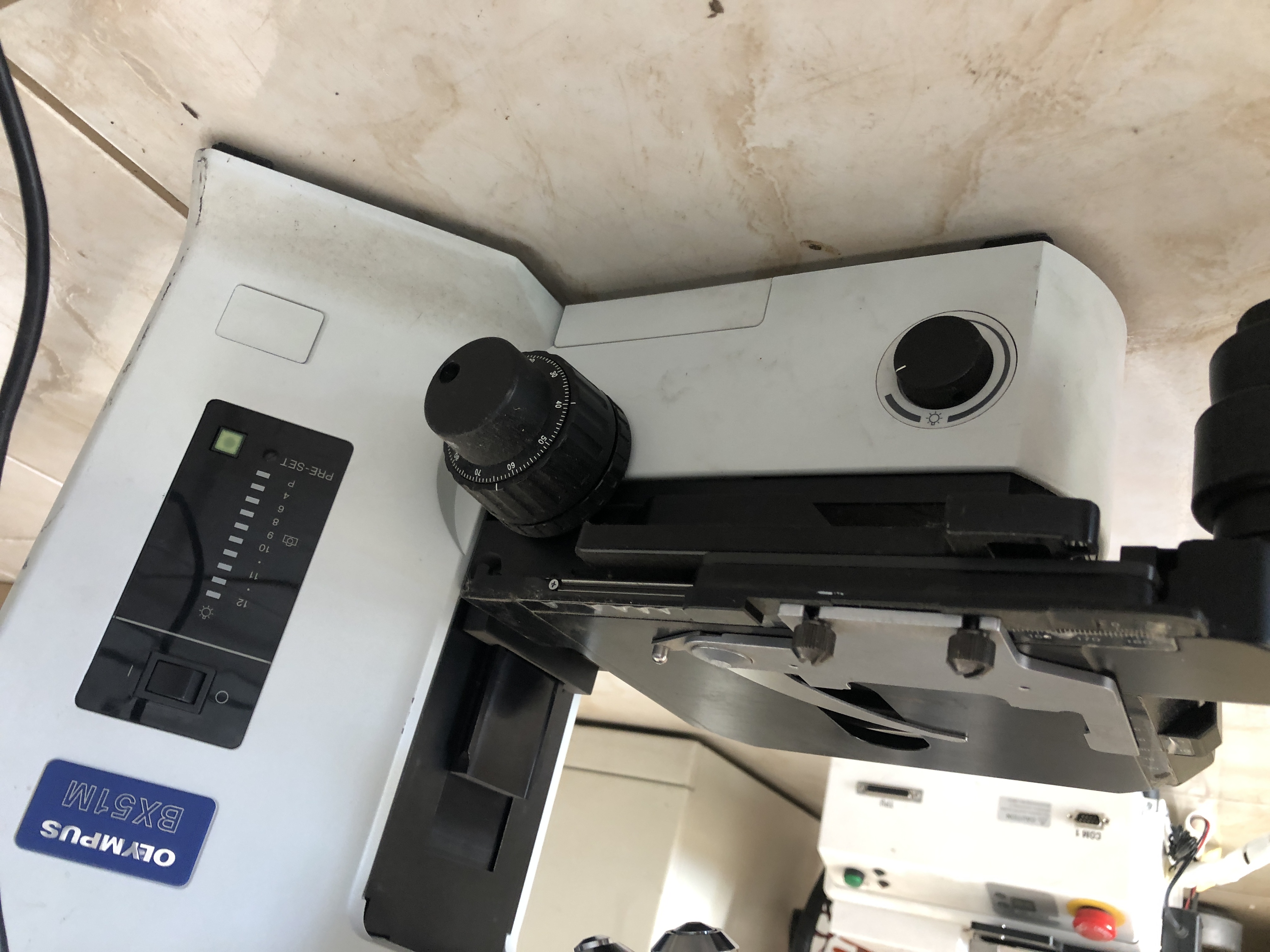 Microscópio Olimpus BX51M