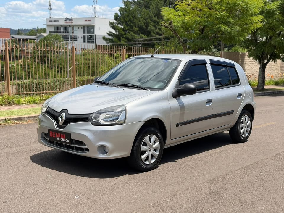 Renault Clio 1.0 Hatch 2015