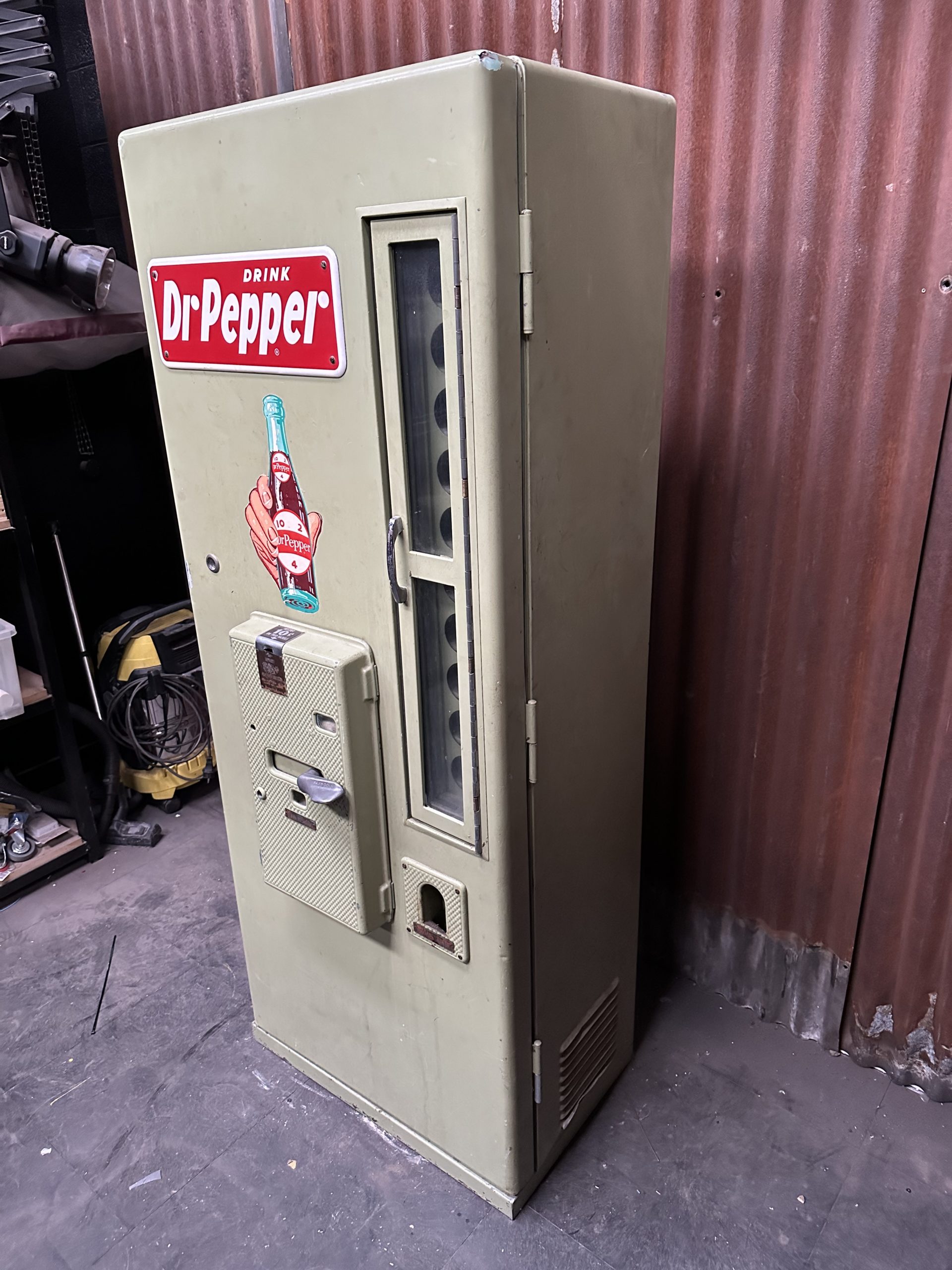 Former American DR Pepper distributor of the 1950s