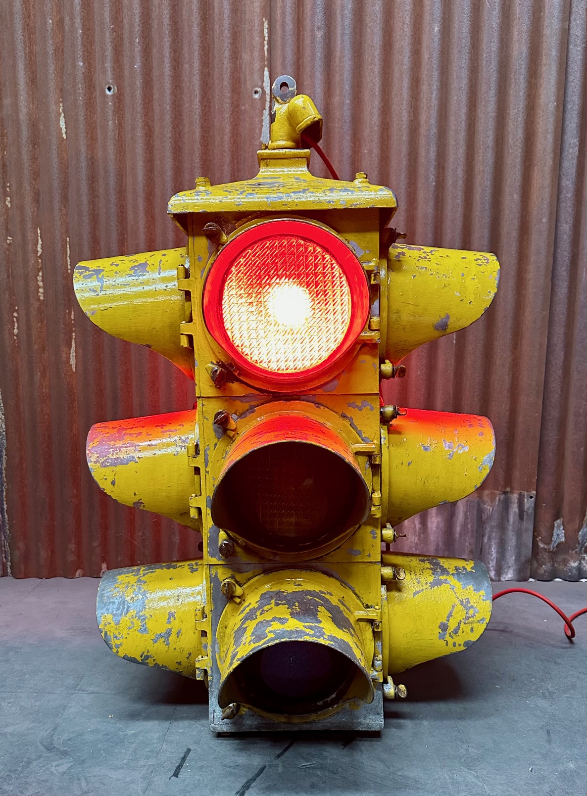 Genuine American 4 sided traffic light with sequencer 100 x 80cm