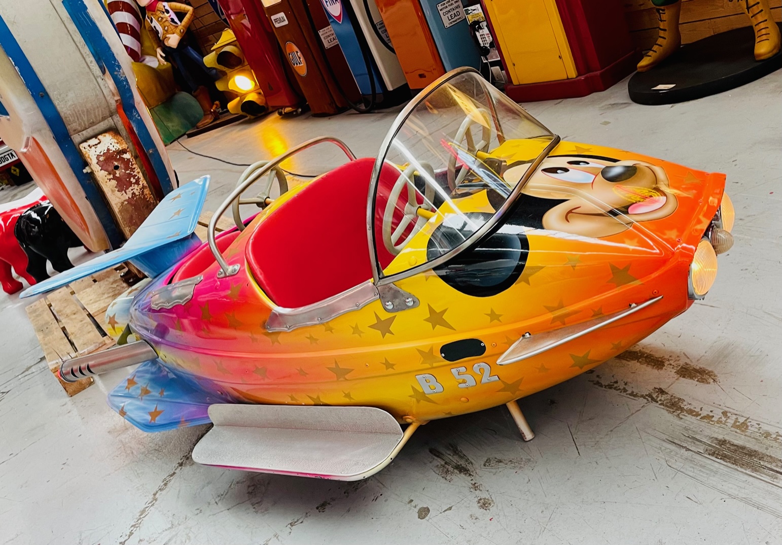 Mickey Mickey festive party merry metal aircraft