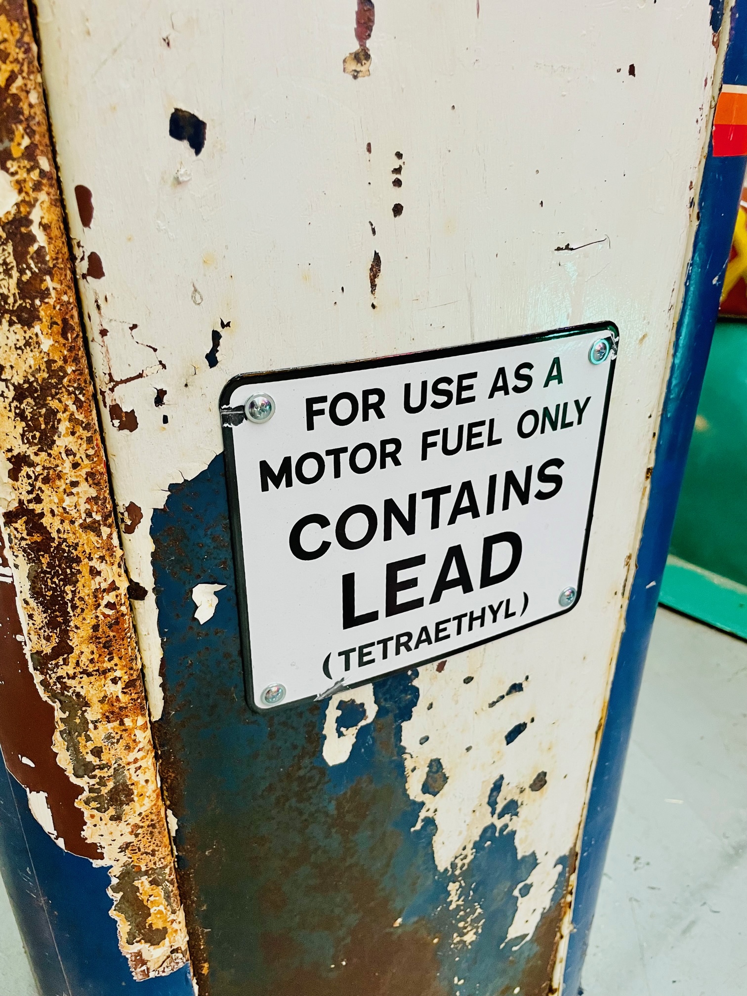 Authentic 1957 American Gulf Gasoline Pump – Erie Model 843