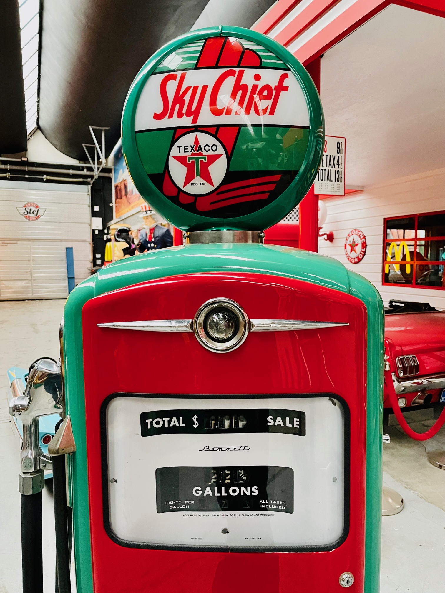 1955 Texaco Sky chief bennett gas pump