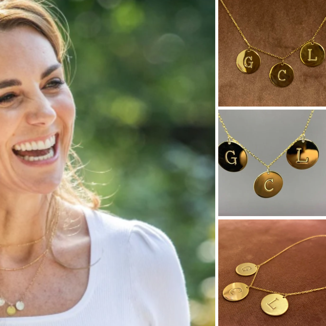 Collar con monograma inicial de Kate Middleton