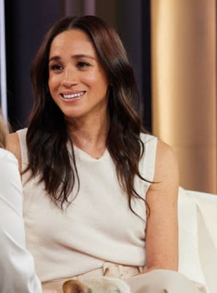 Meghan Markle irradia elegancia en The Drew Barrymore Show ✨🎙️
