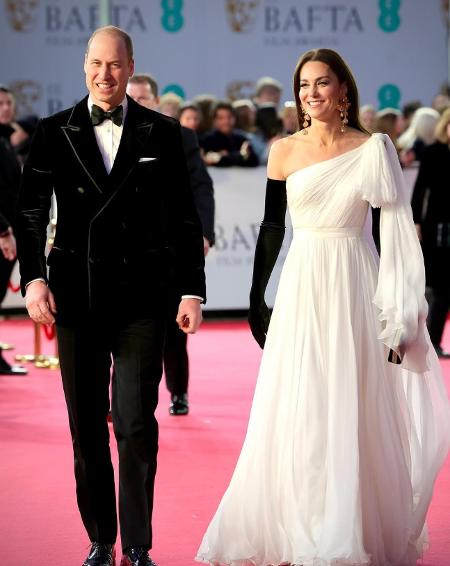 Kate prefiere lo simple (y tú también puedes lograr su look) 💎✨