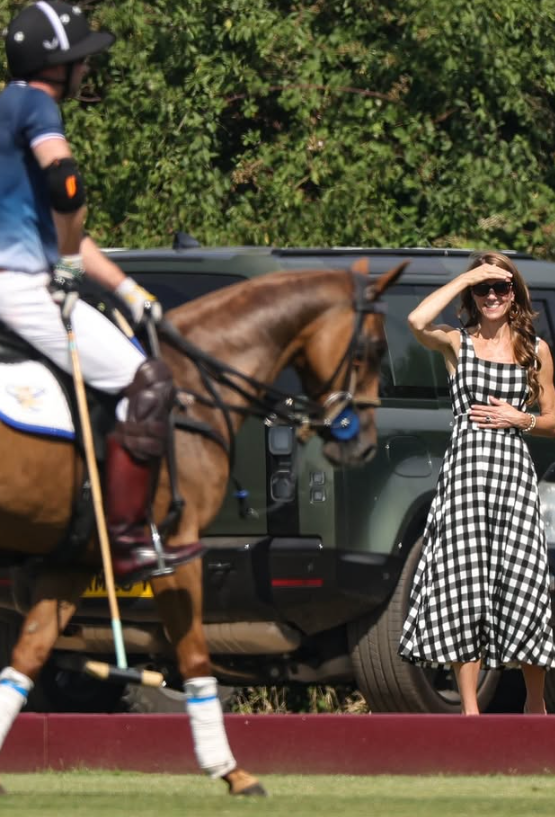 Kate apuesta por el estampado del verano