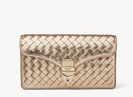 Kate deslumbra con sus icónicos bolsos ahora en irresistible oferta Black Friday