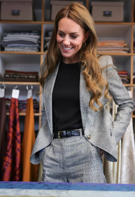 Kate, poder textil en traje