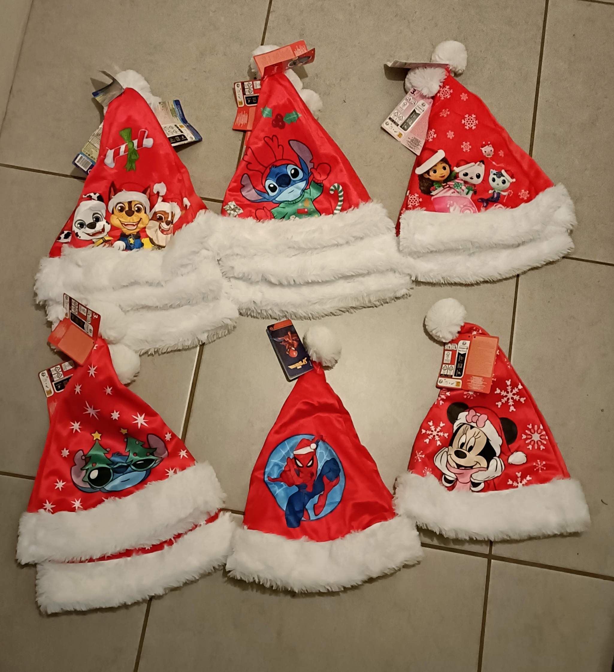 chapeaux de noël à thème enfant personnalisable