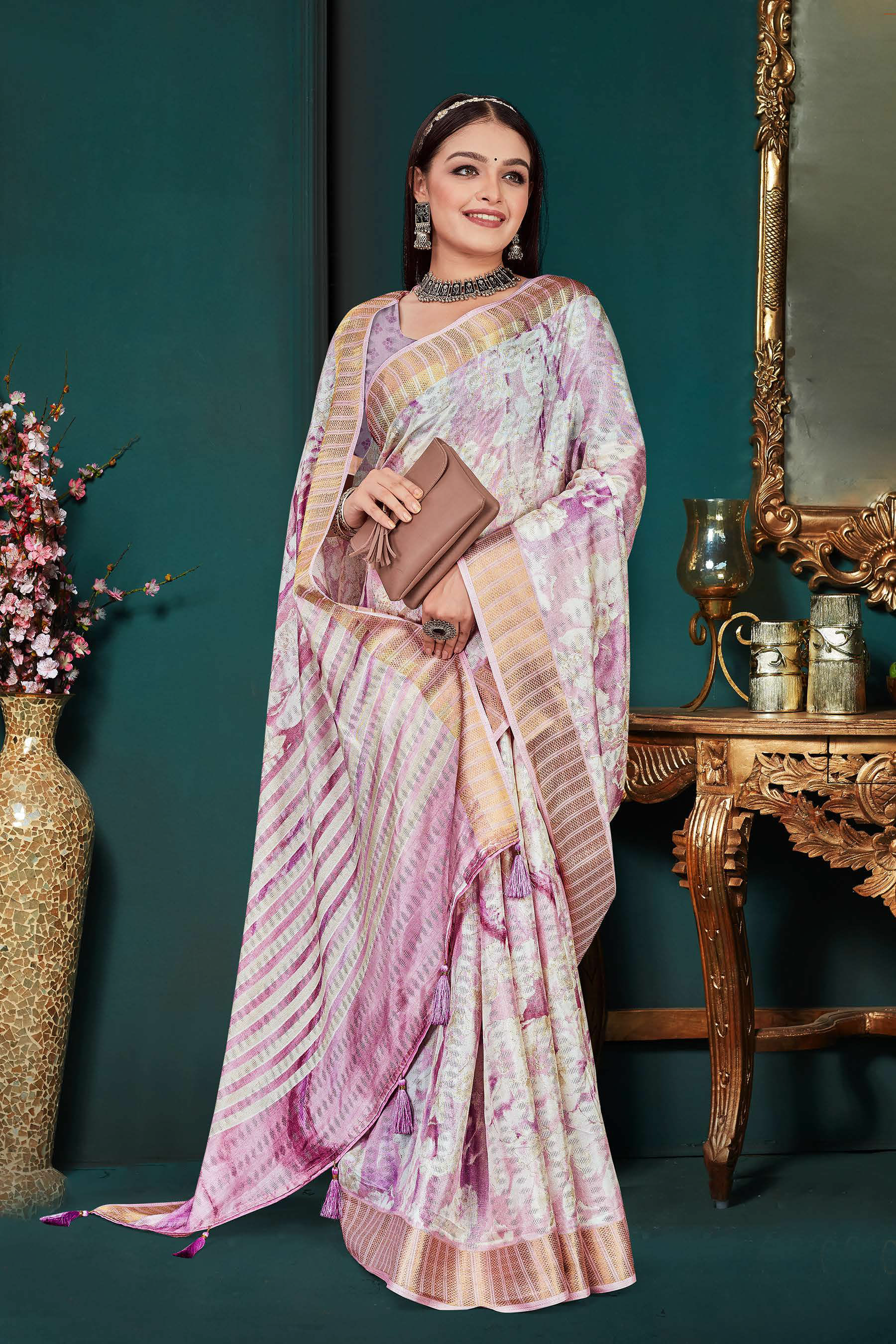 SAREE-MANNAT