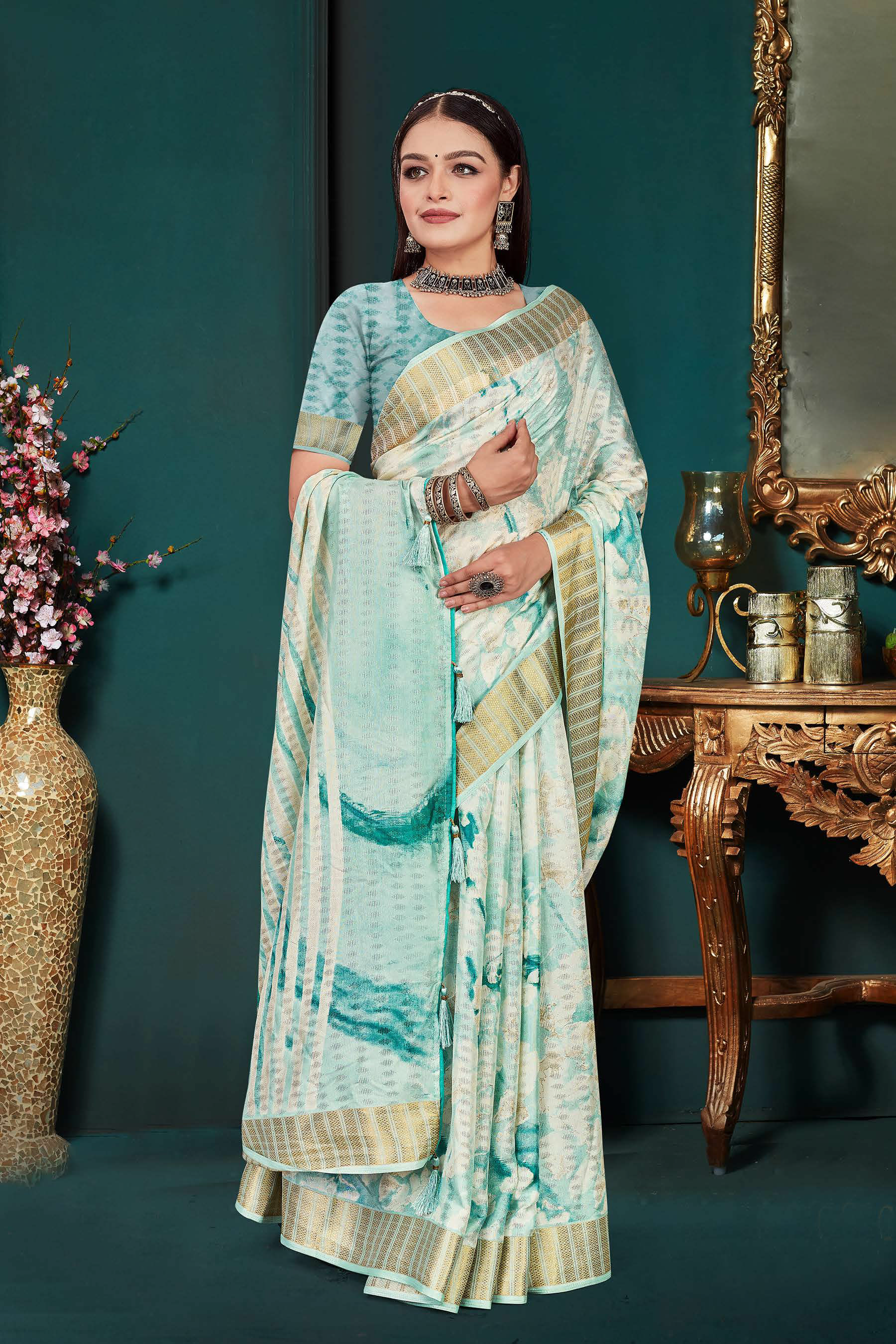 SAREE-MANNAT