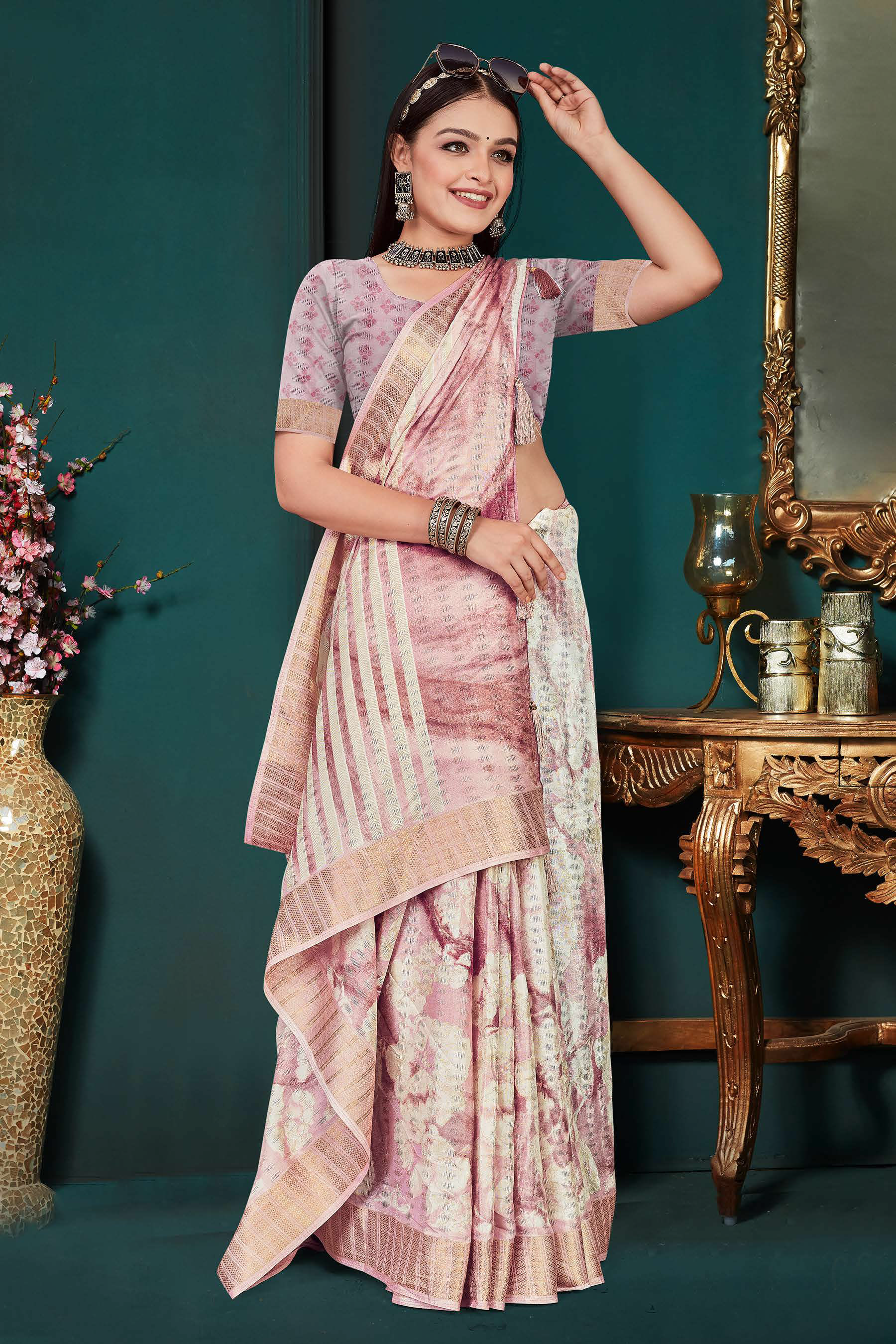 SAREE-MANNAT