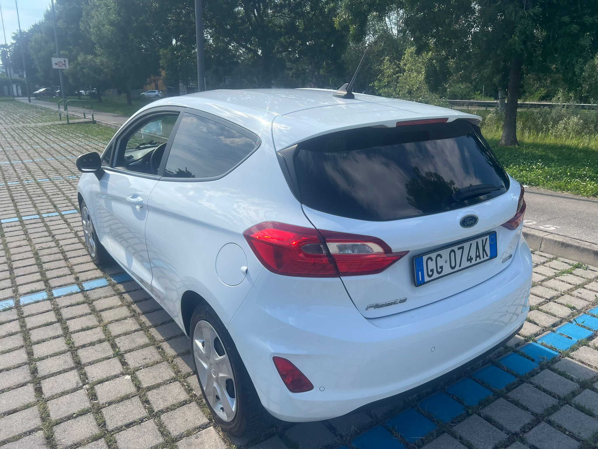 FORD FIESTA VAN CV VAN 2 POSTI + SENSORI DI PARCHEGGIO - 2021